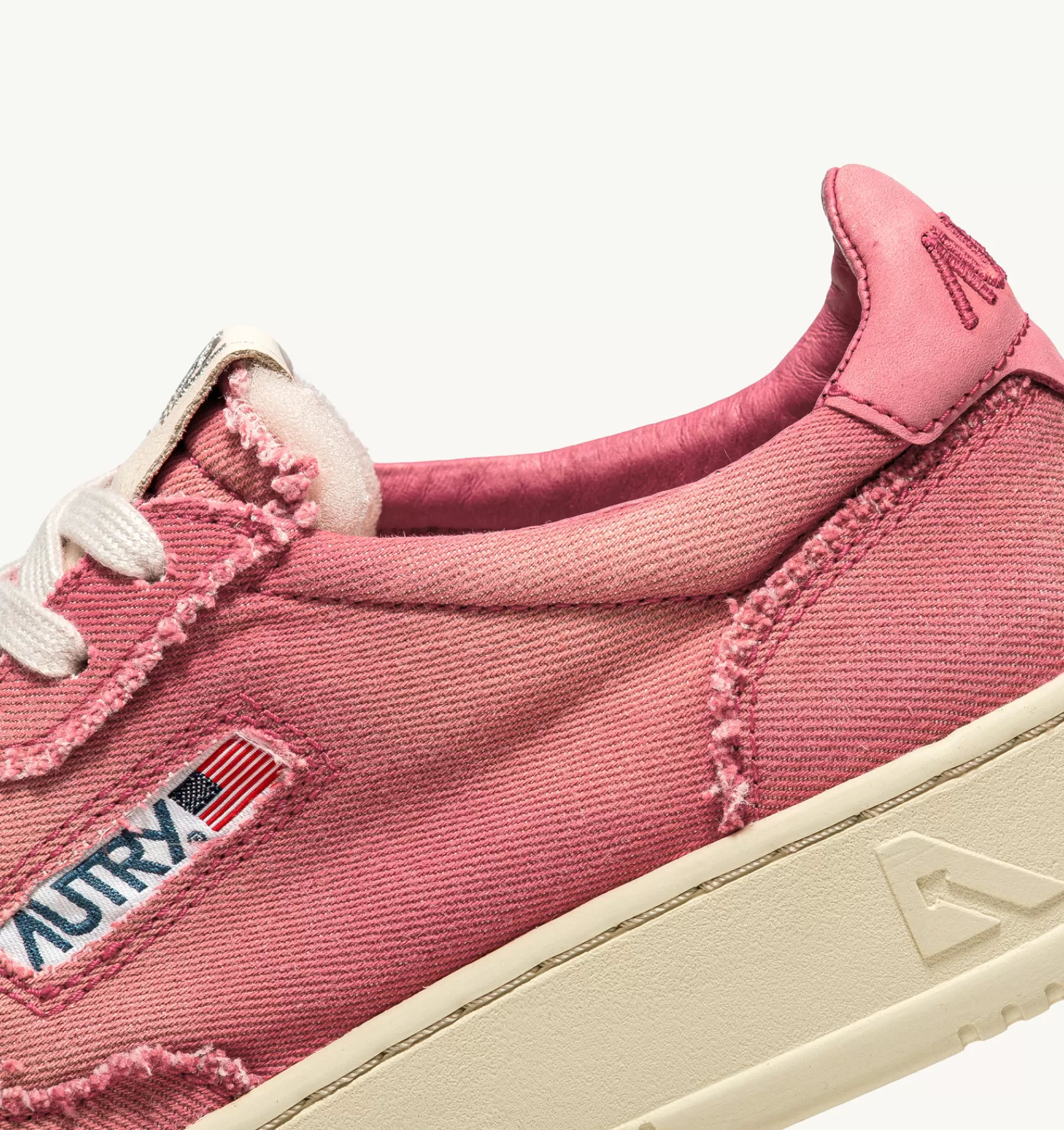 Frauen AUTRY Sneaker Medalist Low Aus Denim In Korallenrot