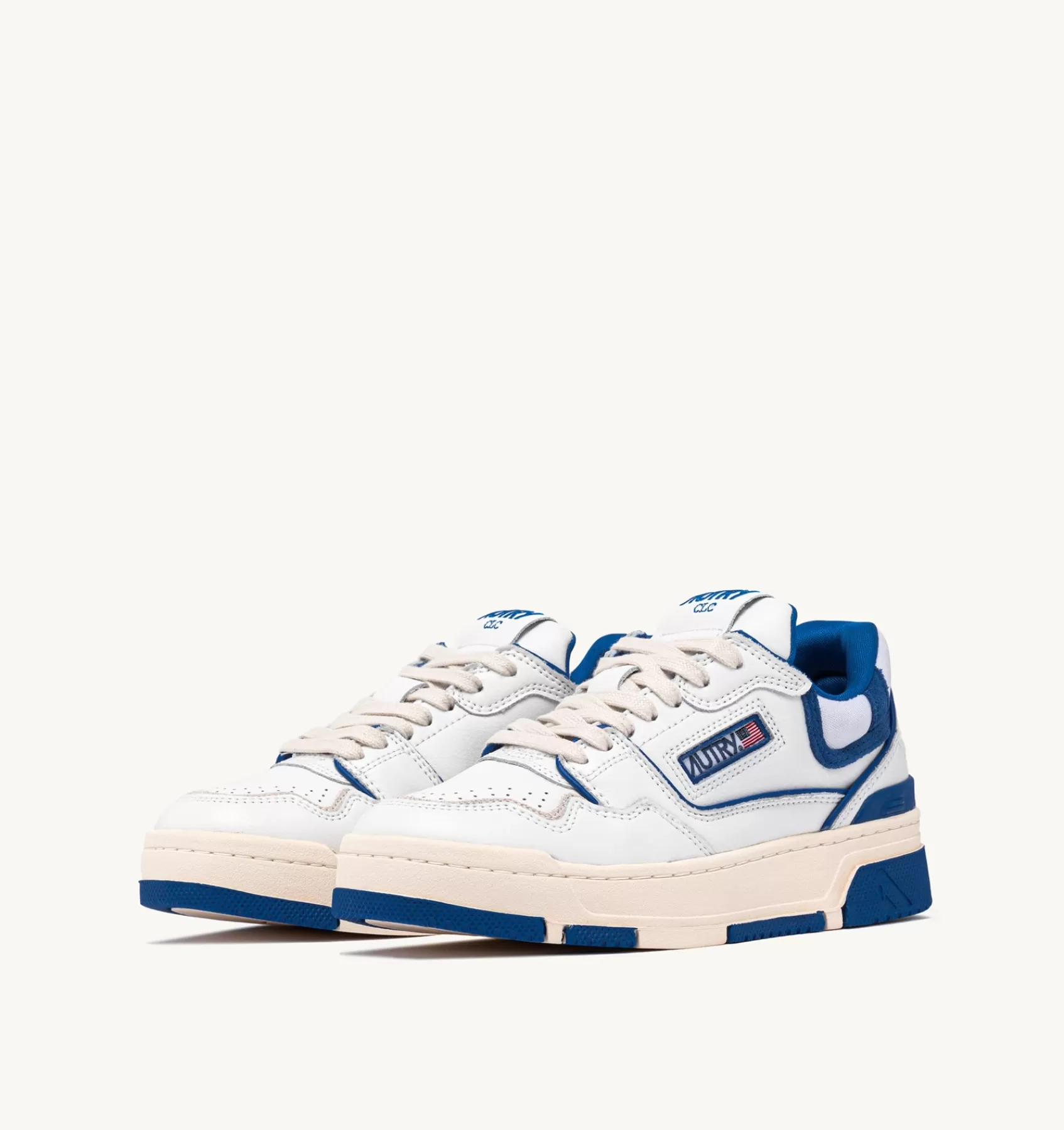 Frauen AUTRY Sneakers Clc Aus Leder In Weiss Und Blau