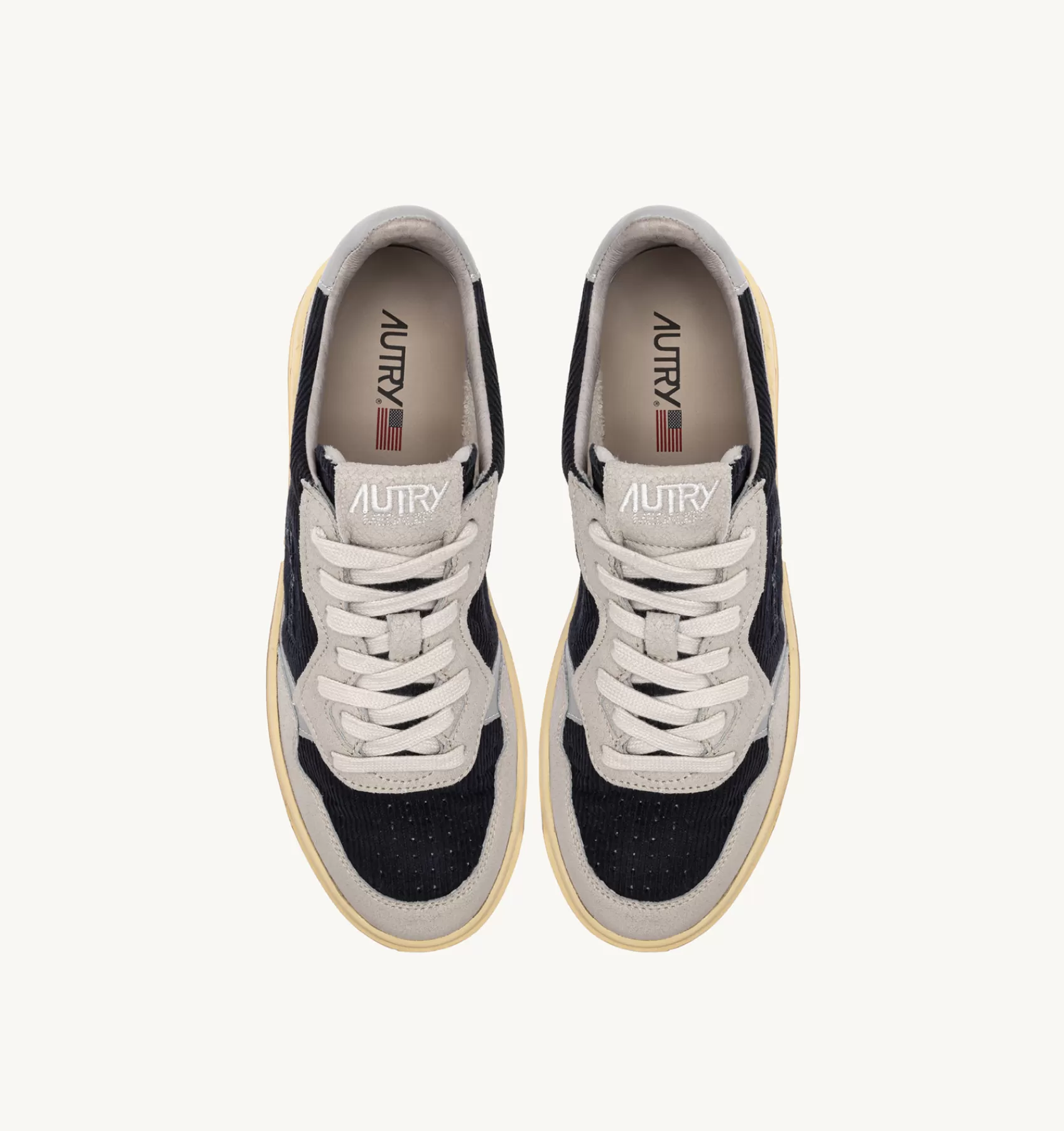 Männer AUTRY Sneakers Medalist Low Aus Leder In Grau Und Cord In Blau