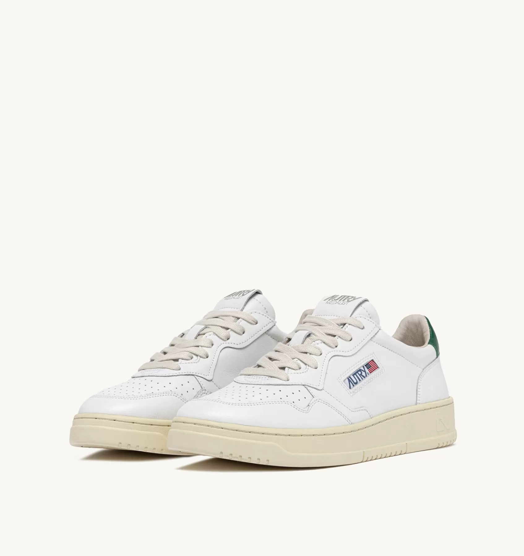 Männer AUTRY Sneakers Medalist Low Aus Leder In Weiss Und Amazonasgrun