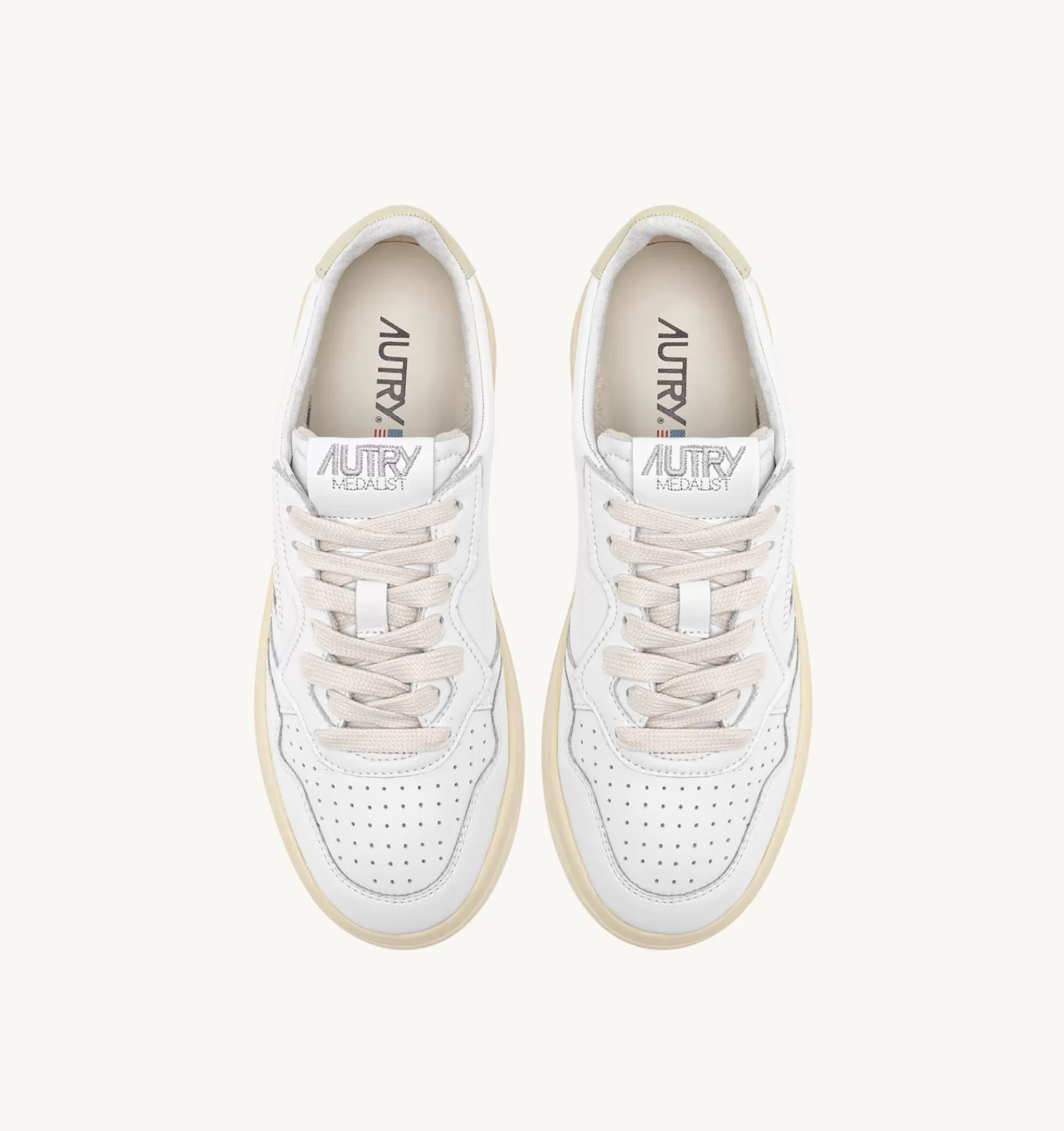 Frauen AUTRY Sneakers Medalist Low Aus Leder In Weiss Und Beige