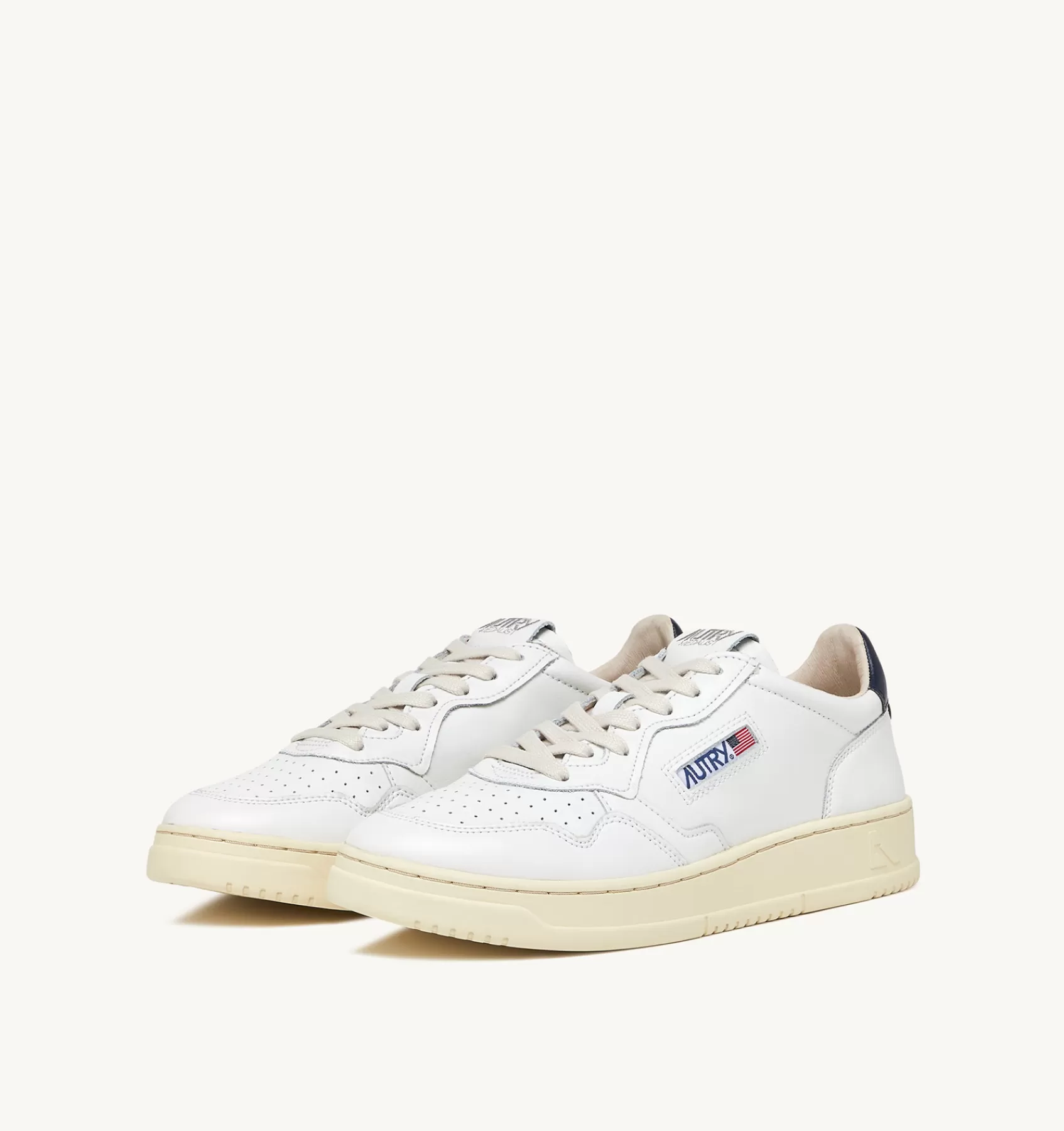 Männer AUTRY Sneakers Medalist Low Aus Leder In Weiss Und Blau