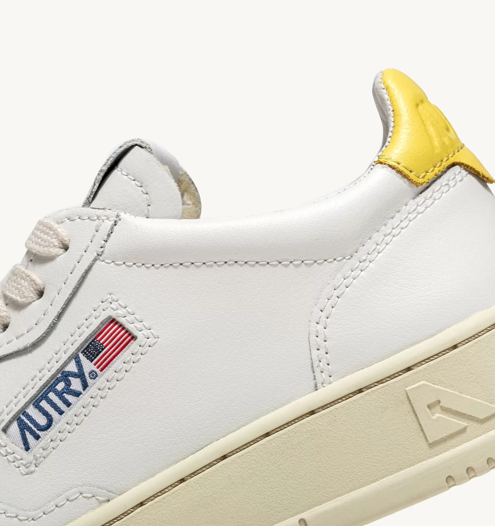 Frauen AUTRY Sneakers Medalist Low Aus Leder In Weiss Und Gelb