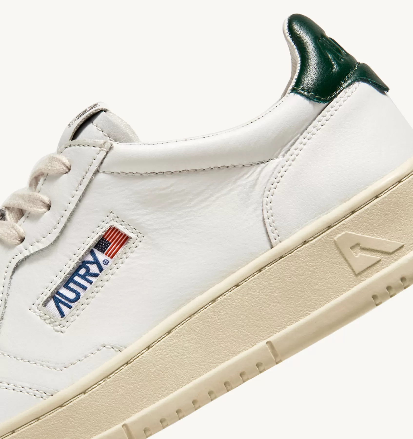 Männer AUTRY Sneakers Medalist Low Aus Leder In Weiss Und Mountain