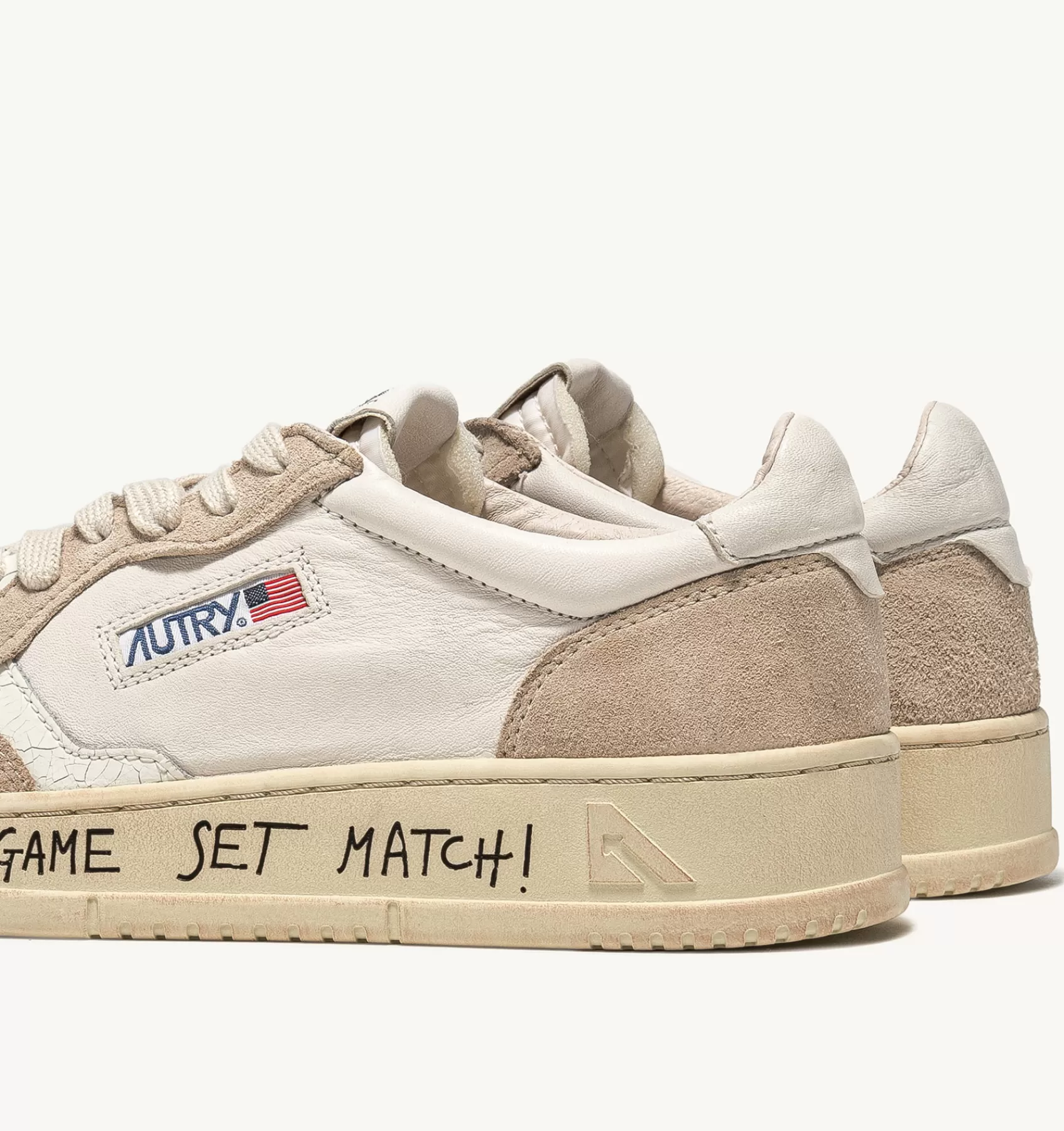 Männer AUTRY Sneakers Medalist Low Aus Leder Und Wildleder In Weiss