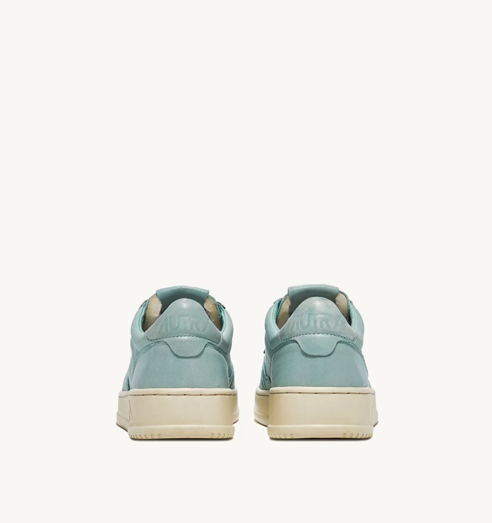 Frauen AUTRY Sneakers Medalist Low Aus Weichem Ziegenleder In Shell