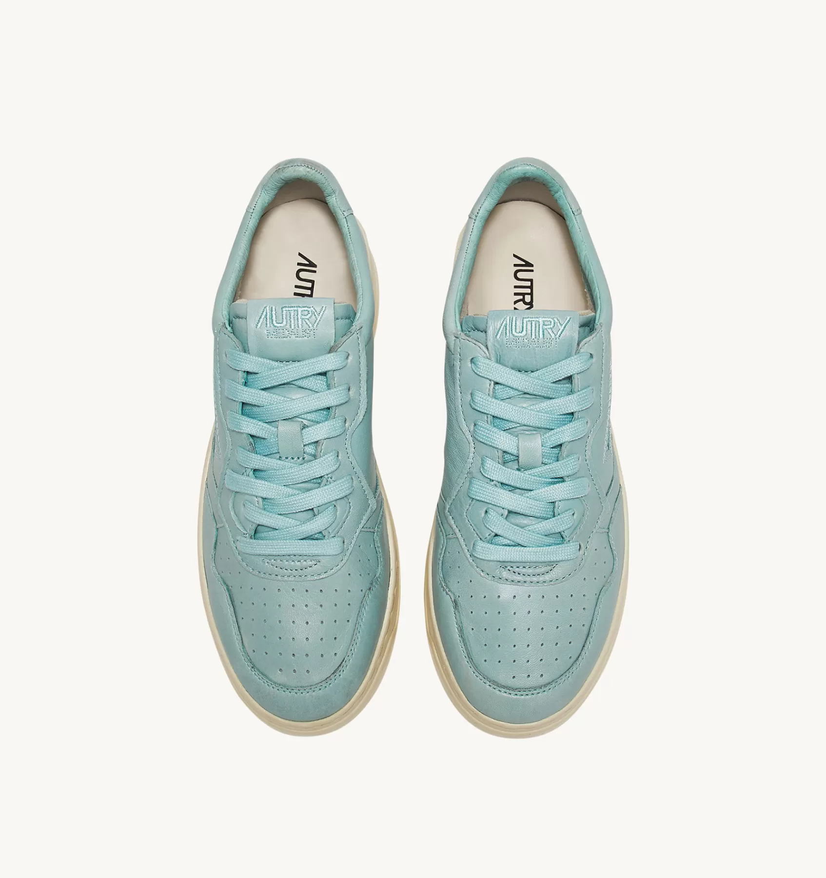 Frauen AUTRY Sneakers Medalist Low Aus Weichem Ziegenleder In Shell