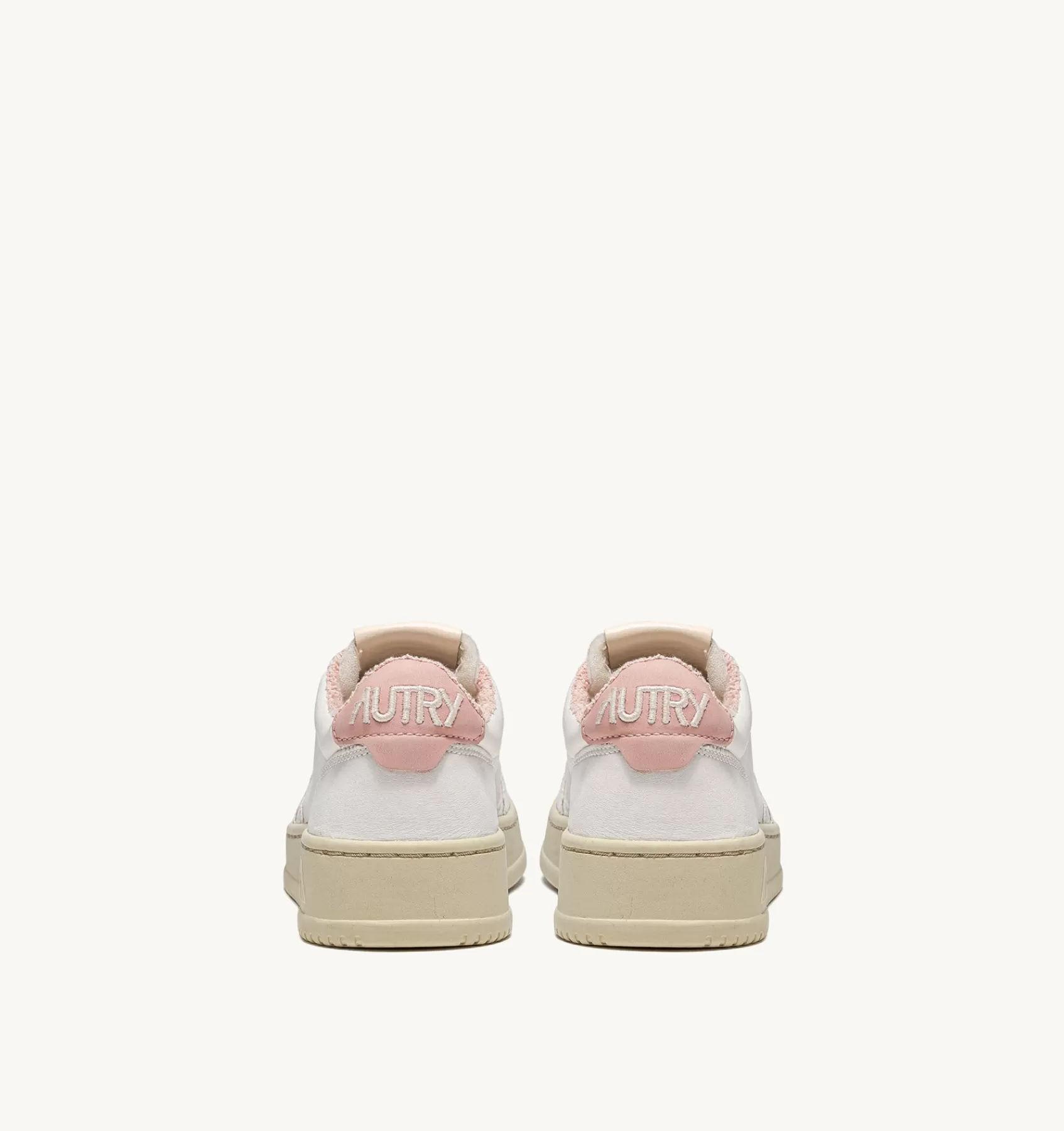 Frauen AUTRY Sneakers Medalist Low Aus Weichem Ziegenleder Und Sponge In Weiss Und Powder