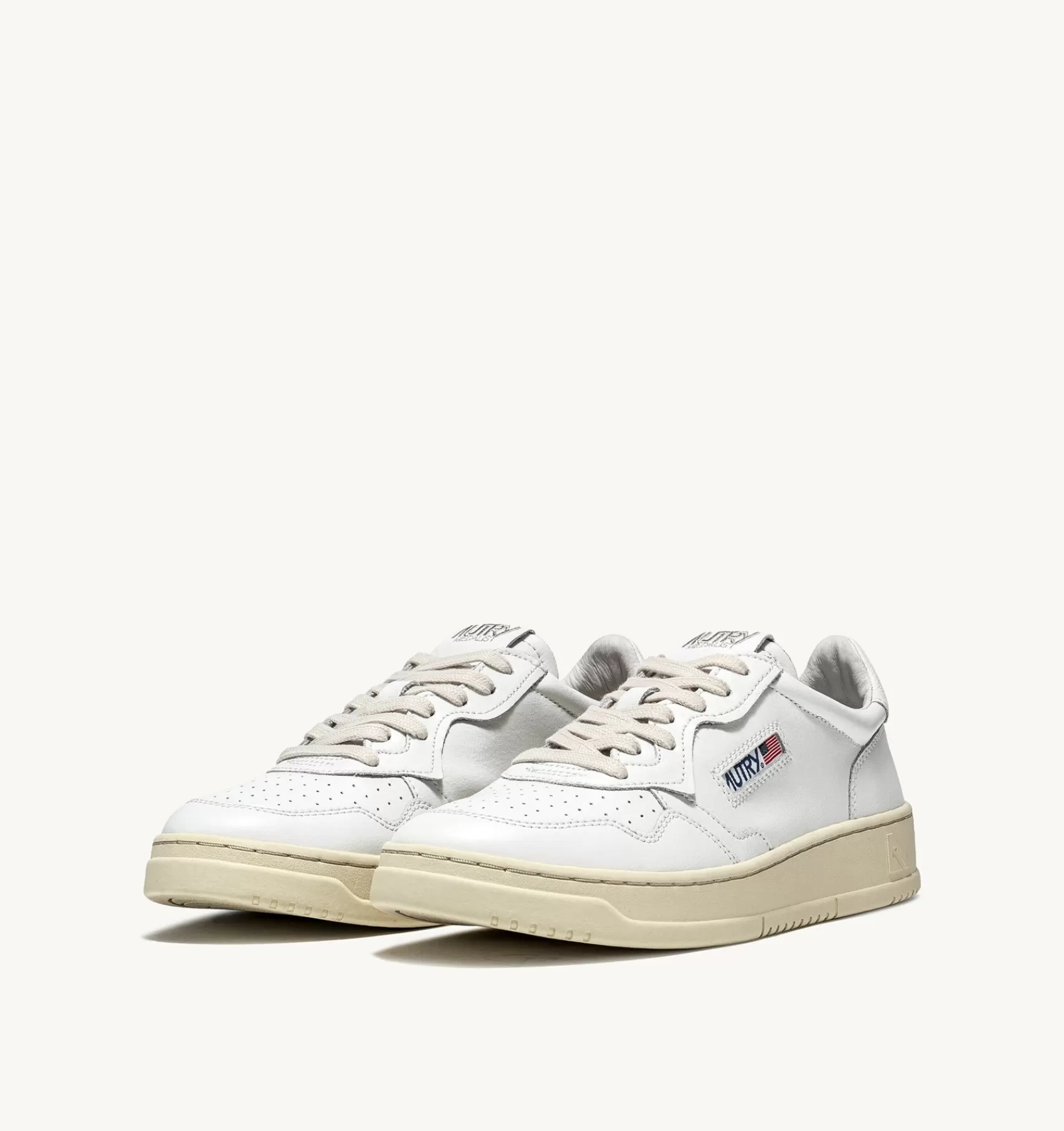 Frauen AUTRY Sneakers Medalist Low Aus Weissem Leder