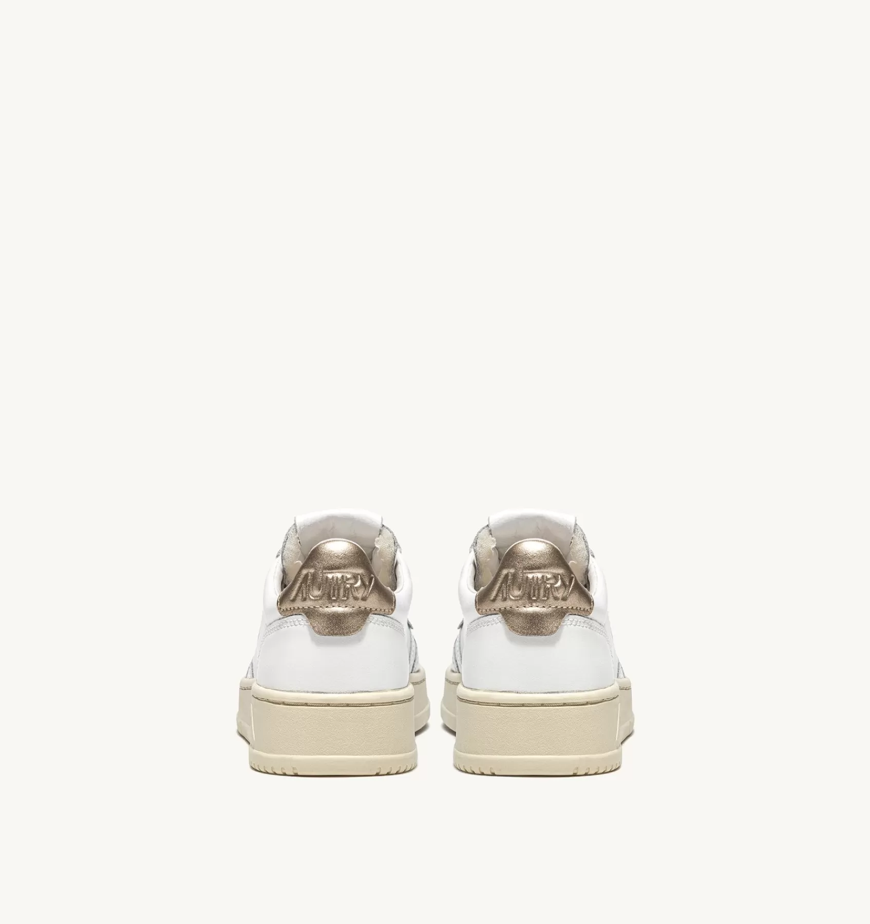Frauen AUTRY Sneakers Medalist Low Aus Weissem Leder Mit Gold