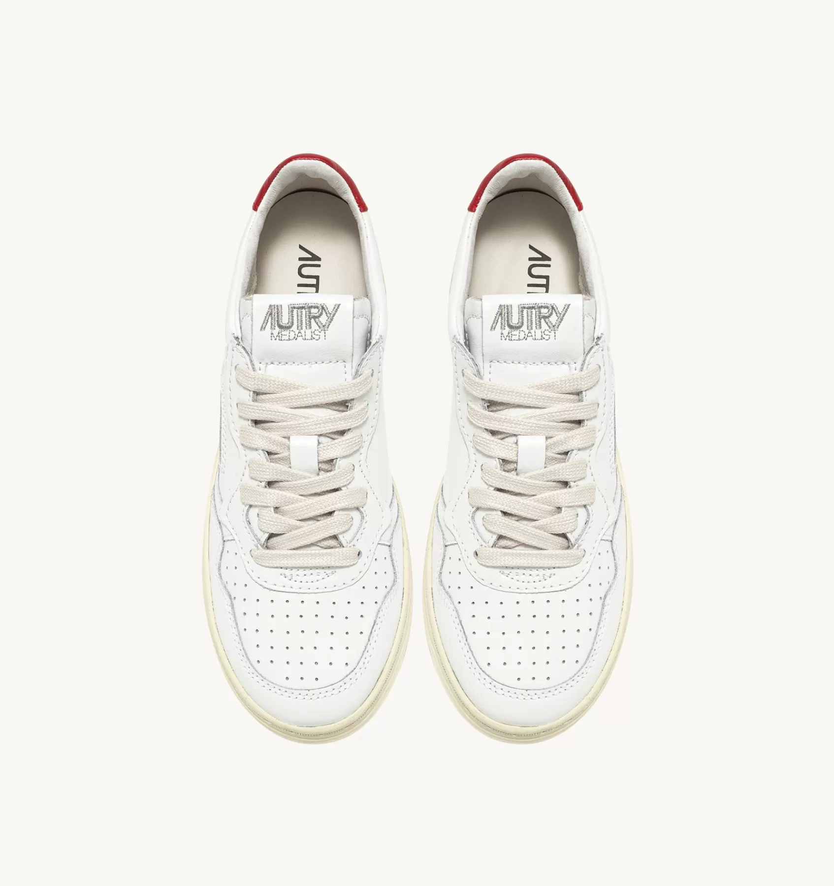 Männer AUTRY Sneakers Medalist Low Aus Weissem Leder Mit Rot