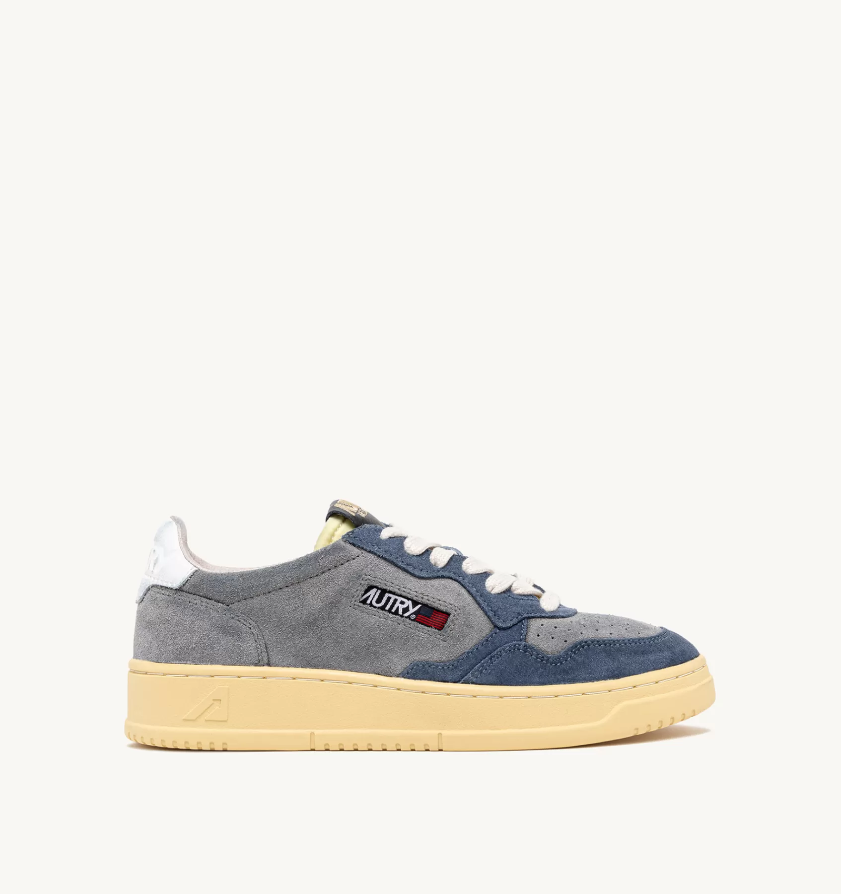 Männer AUTRY Sneakers Medalist Low Aus Wildleder In Grau Und Hellblau