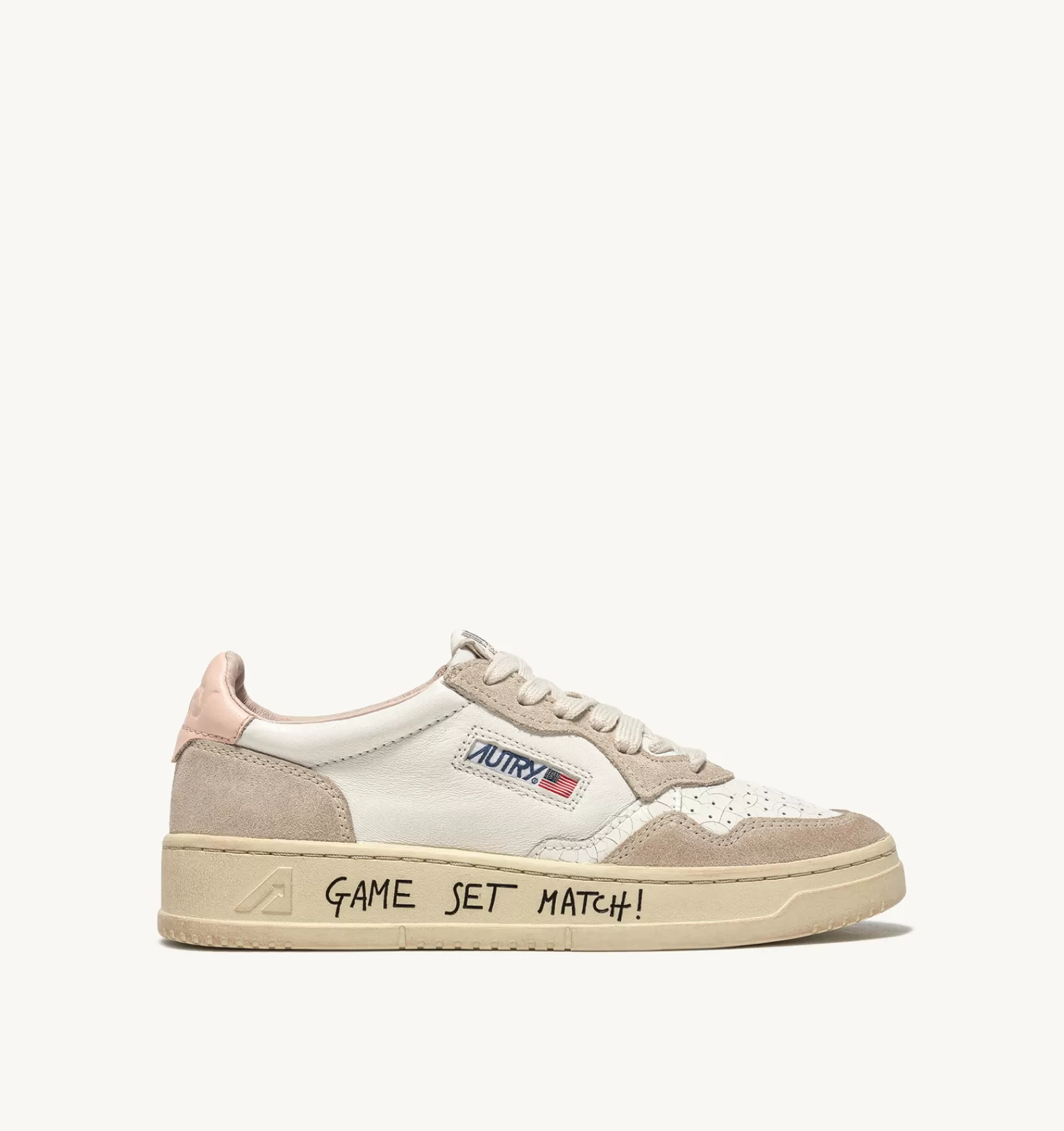 Frauen AUTRY Sneakers Medalist Low Aus Wildleder In Weiss Und Rosa