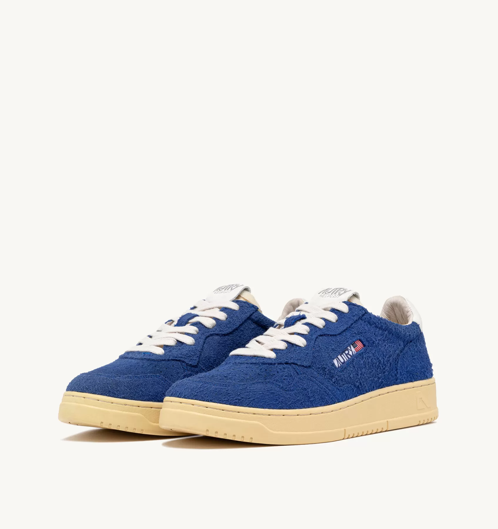 Männer AUTRY Sneakers Medalist Low Aus Wildleder Mit "Hair"-Effekt In Kornblumenblau