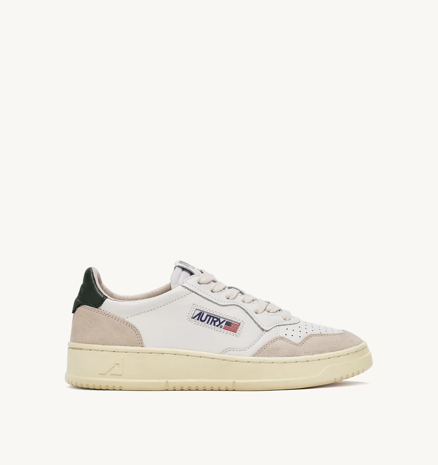 Männer AUTRY Sneakers Medalist Low Aus Wildleder Und Leder In Weiss Und Mount