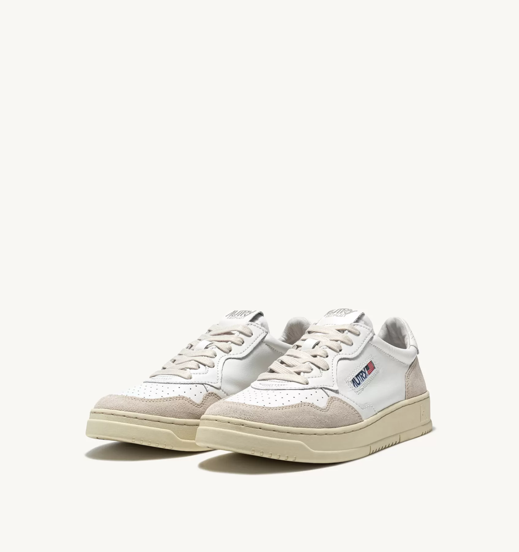 Männer AUTRY Sneakers Medalist Low Aus Wildleder Und Weissem Leder