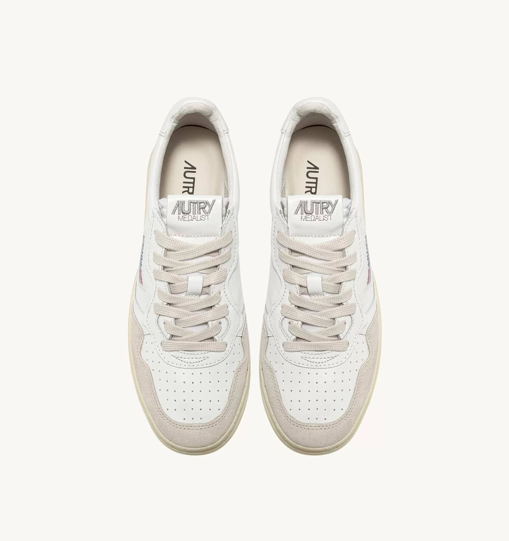Frauen AUTRY Sneakers Medalist Low Aus Wildleder Und Weissem Leder