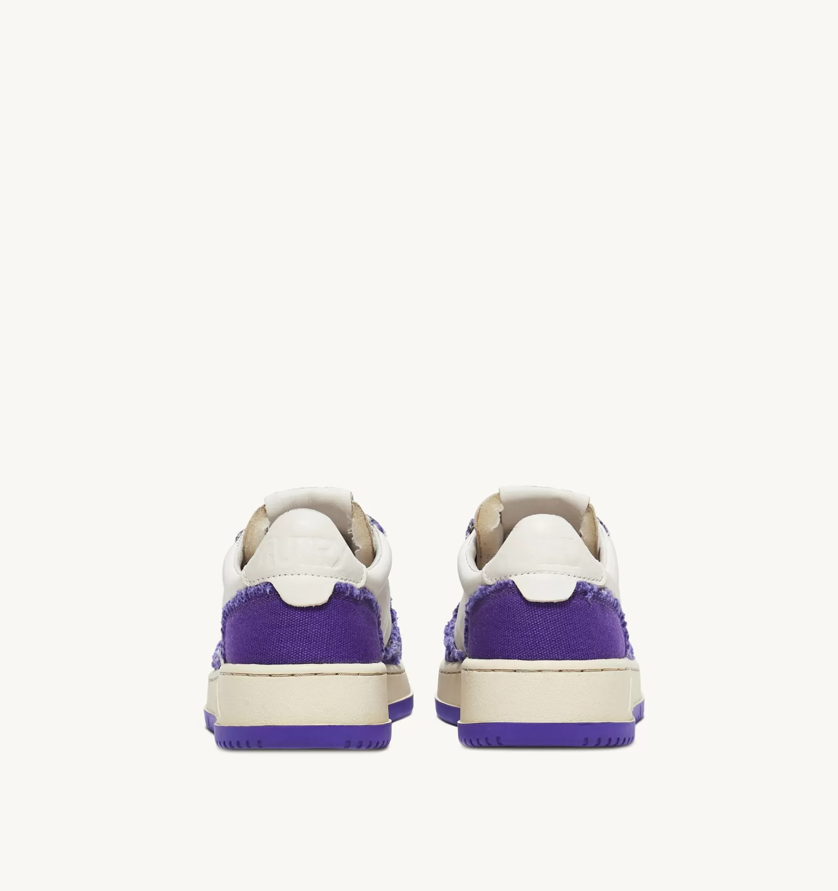 Frauen AUTRY Sneakers Medalist Low Aus Ziegenleder Und Canvas In Weiss Und Lila