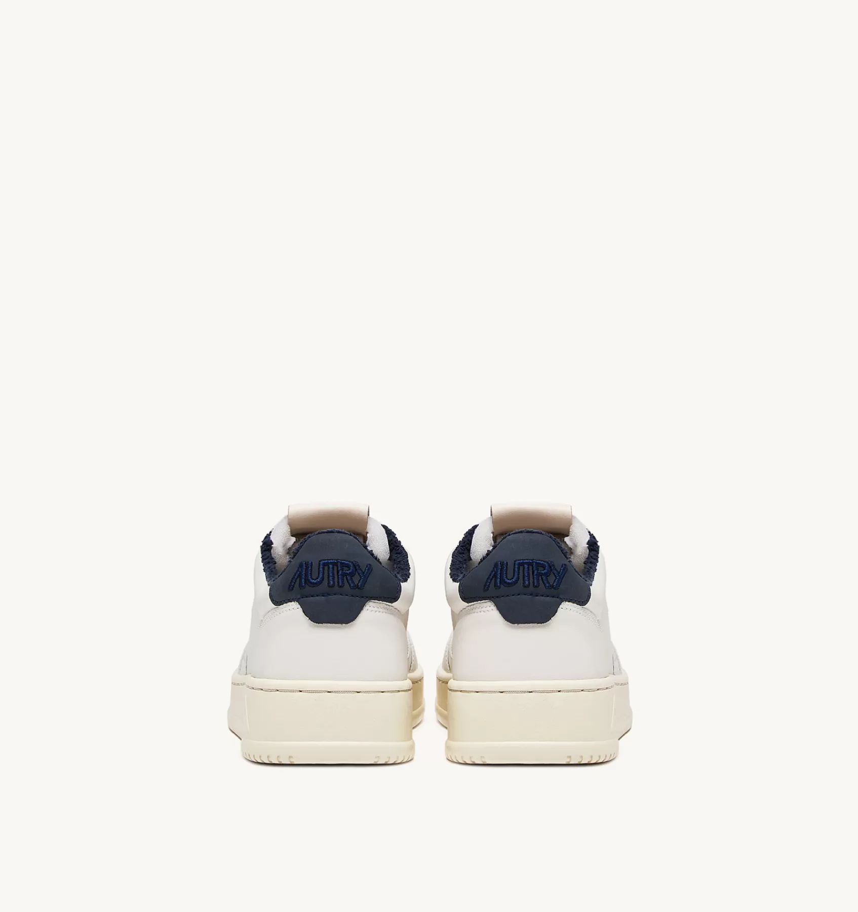 Männer AUTRY Sneakers Medalist Low Aus Ziegenleder Und Sponge In Weiss Und Space