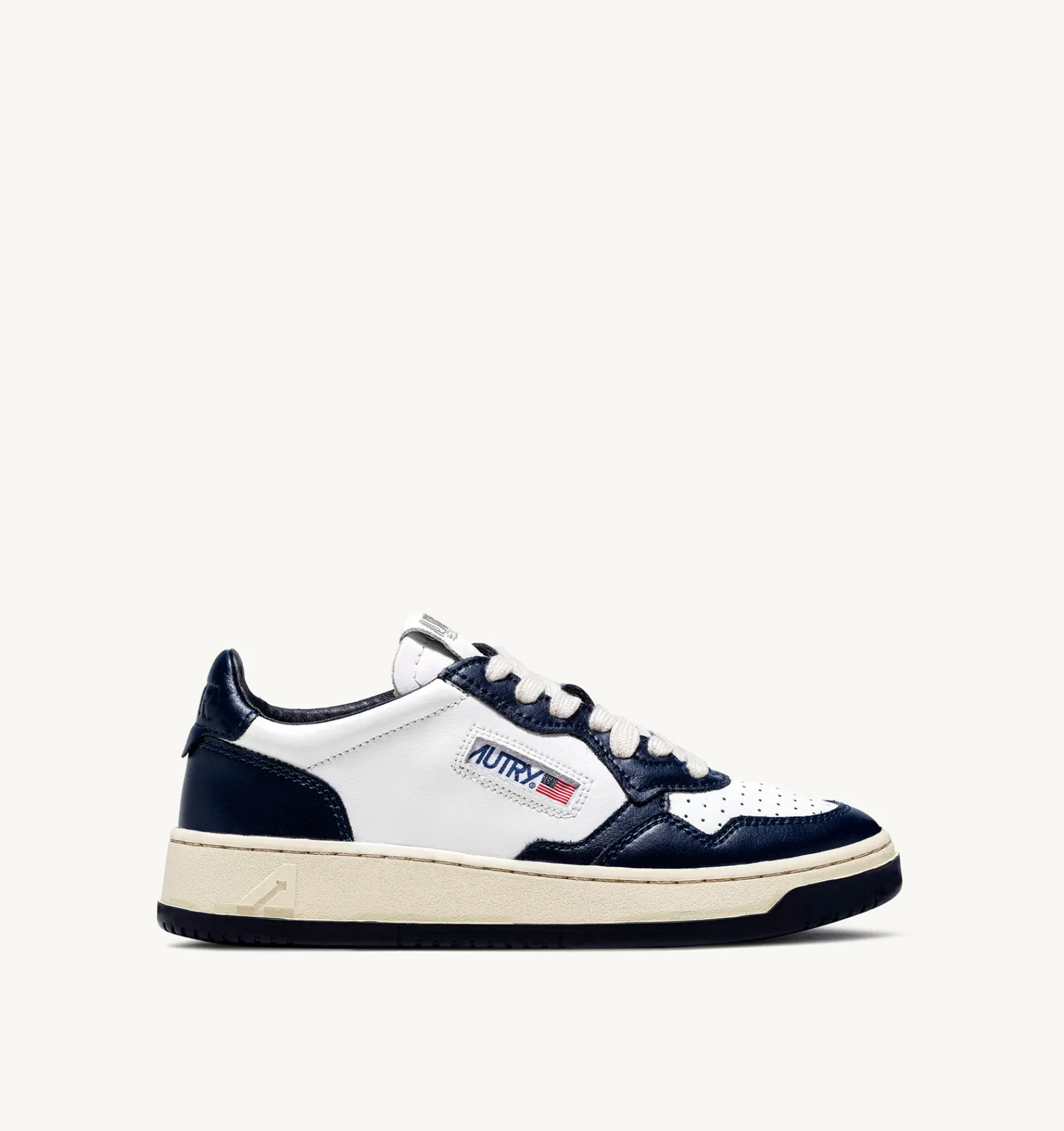 Männer AUTRY Sneakers Medalist Low Aus Zweifarbigem Leder Weiss Und Blau