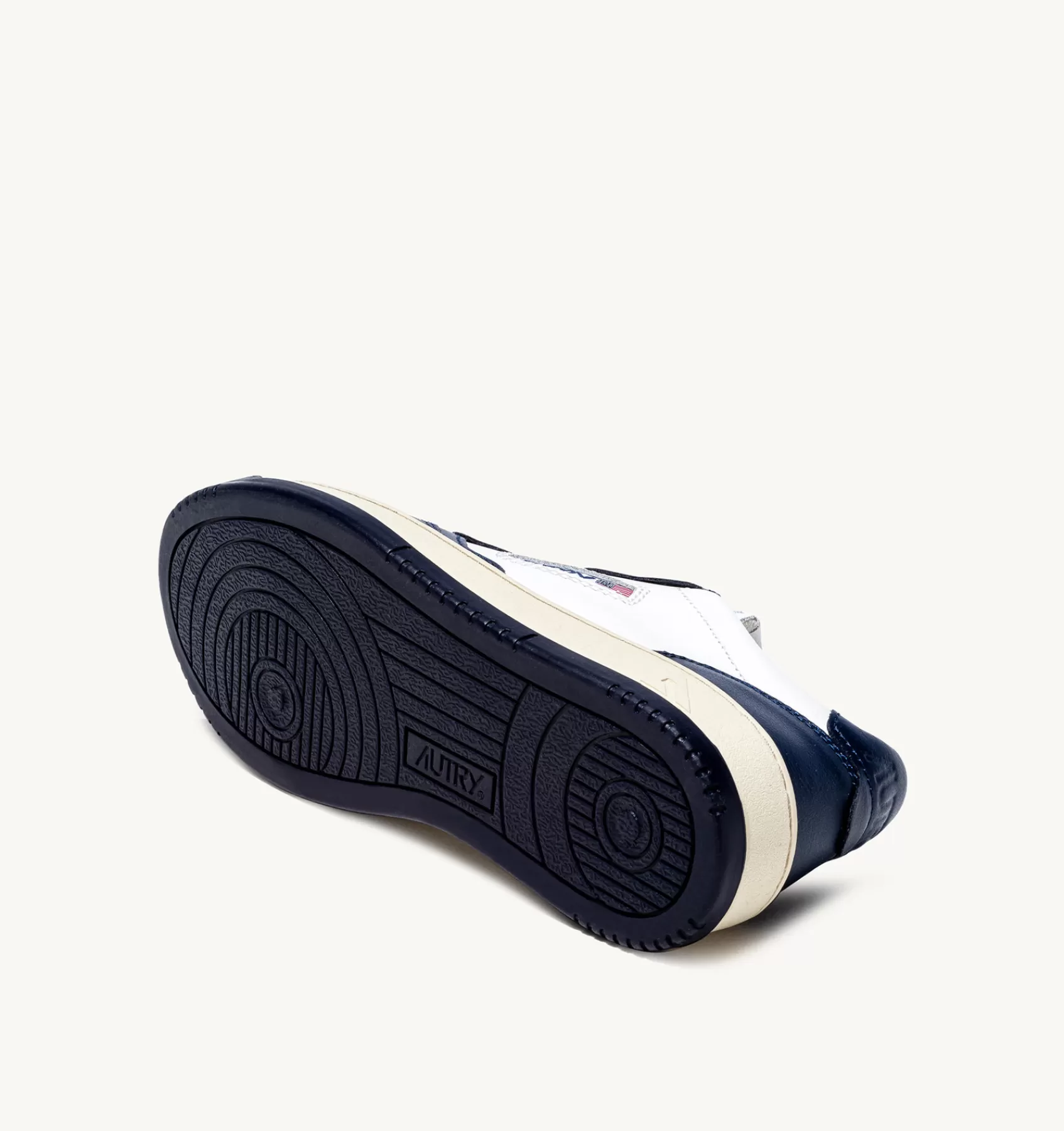Männer AUTRY Sneakers Medalist Low Aus Zweifarbigem Leder Weiss Und Blau