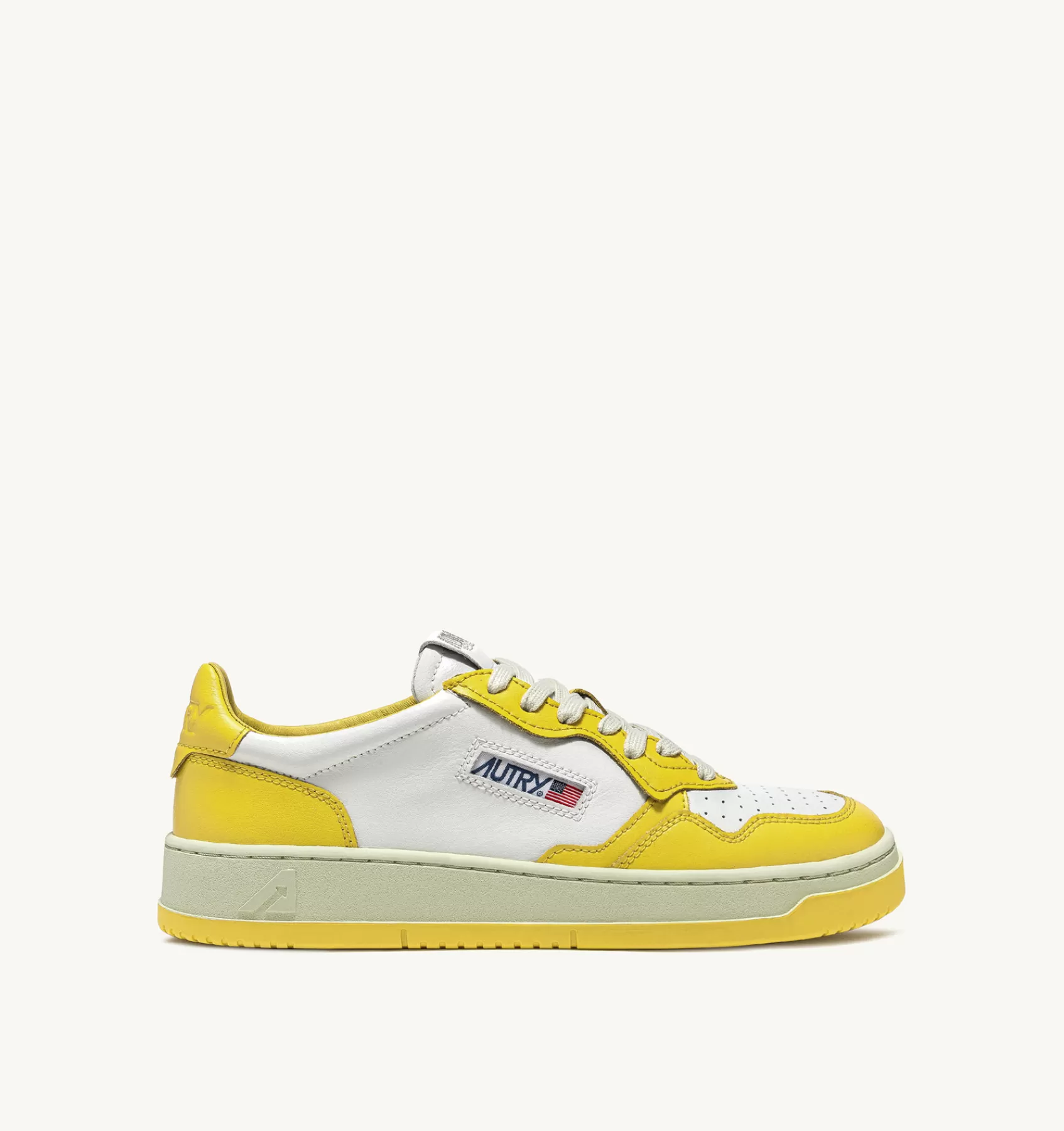 Frauen AUTRY Sneakers Medalist Low Aus Zweifarbigem Leder Weiss Und Gelb
