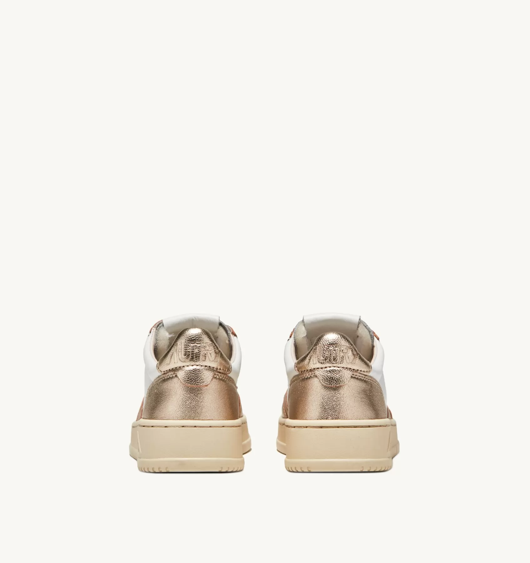 Frauen AUTRY Sneakers Medalist Low Aus Zweifarbigem Leder Weiss Und Platin