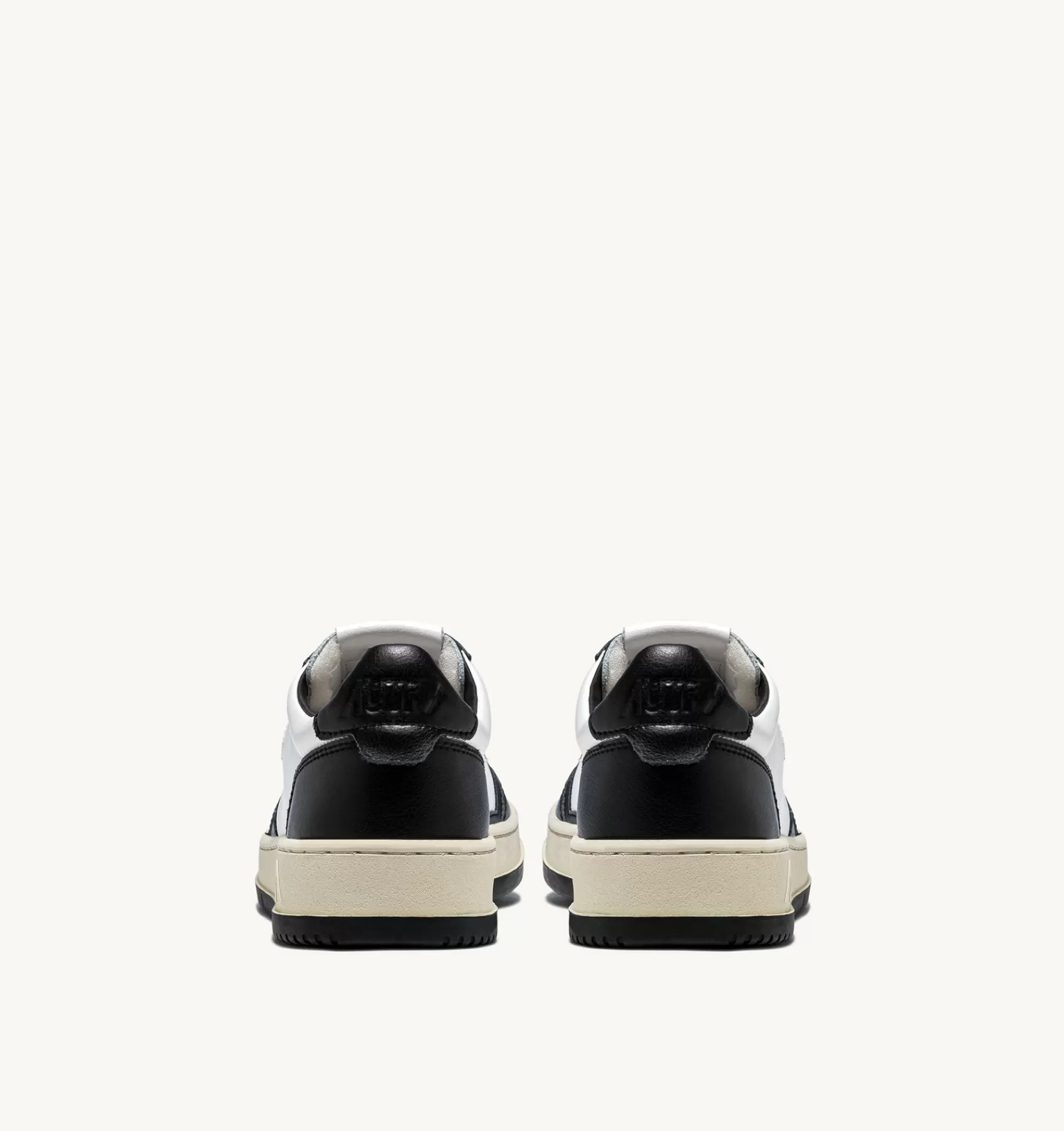 Männer AUTRY Sneakers Medalist Low Aus Zweifarbigem Leder Weiss Und Schwarz