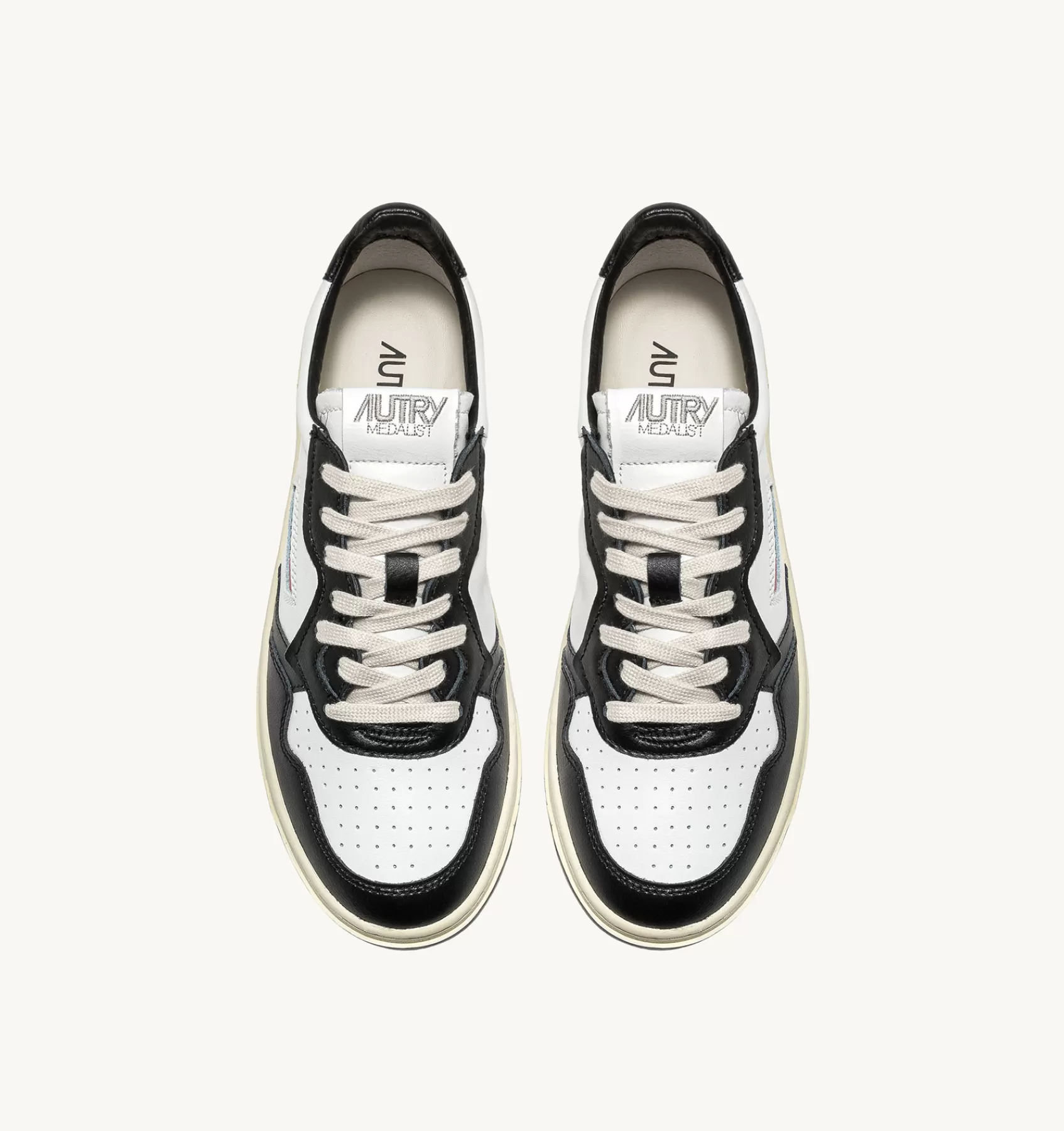 Männer AUTRY Sneakers Medalist Low Aus Zweifarbigem Leder Weiss Und Schwarz