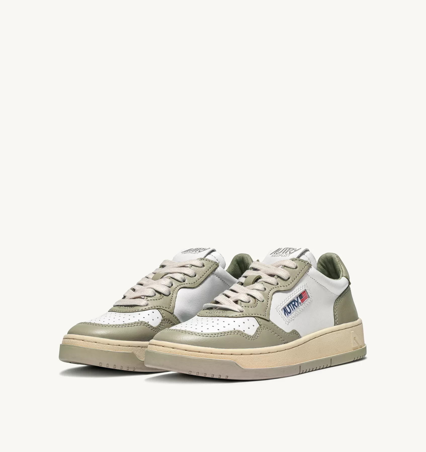 Frauen AUTRY Sneakers Medalist Low Aus Zweifarbigem Leder Weiss Und Taubengrau