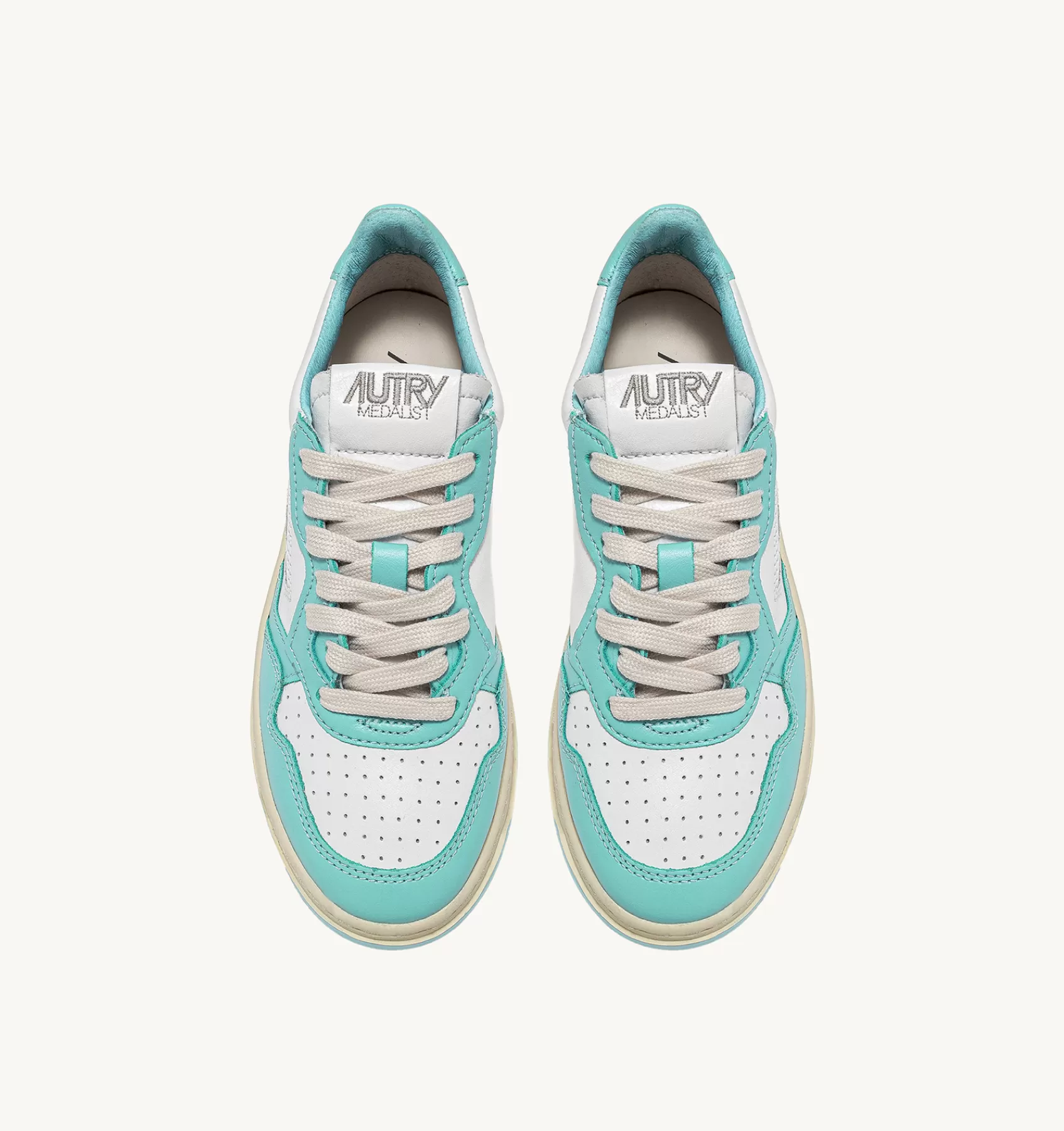 Frauen AUTRY Sneakers Medalist Low Aus Zweifarbigem Leder Weiss Und Turkis