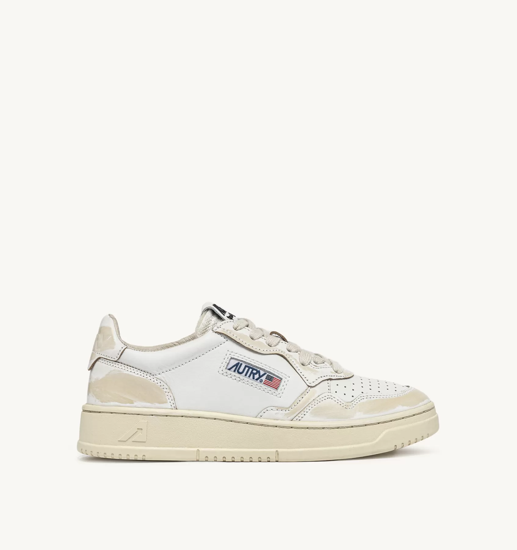 Frauen AUTRY Sneakers Medalist Low Super Vintage Aus Leder Asportable Mit Weiss Und Elfenbein