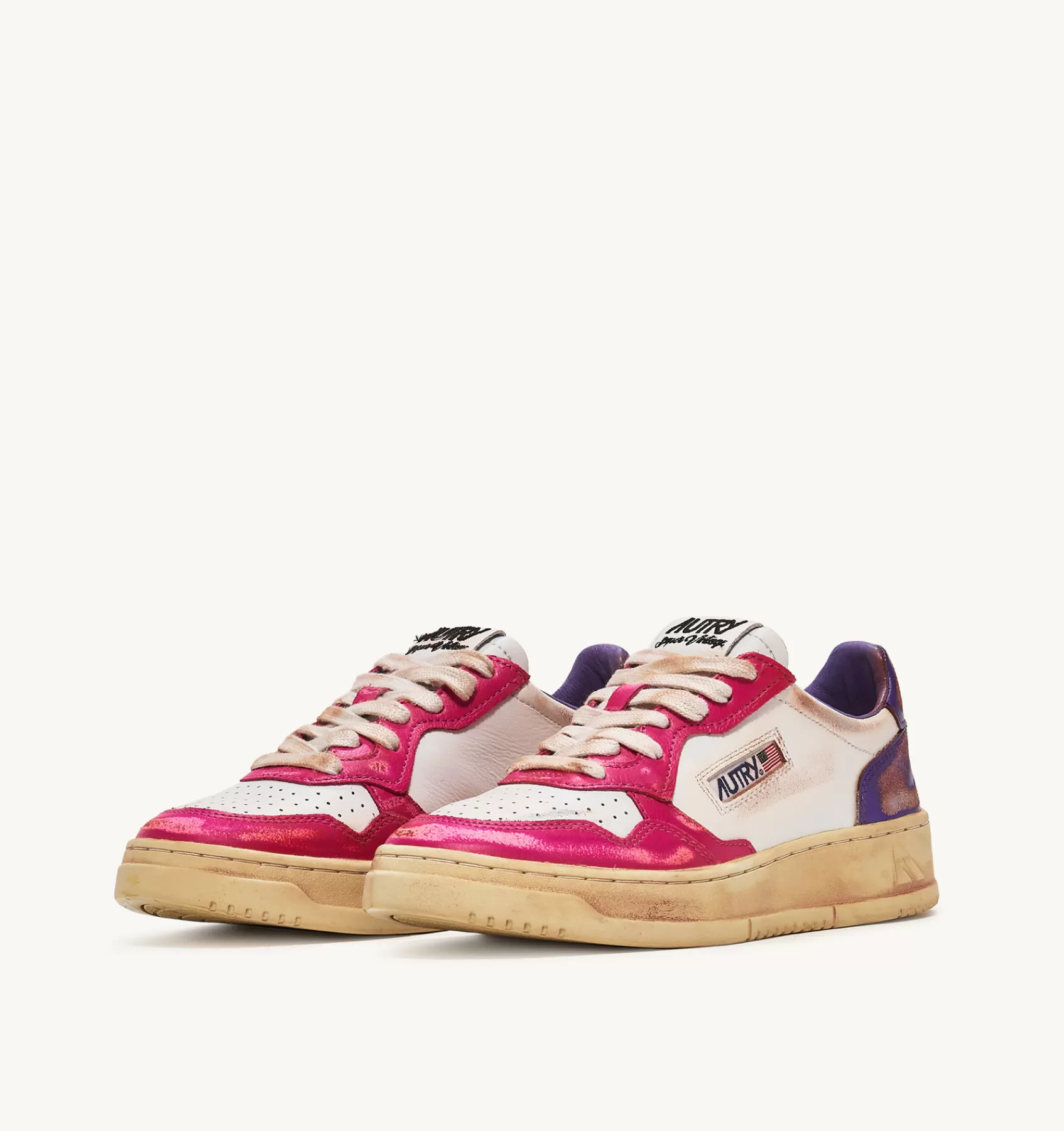 Frauen AUTRY Sneakers Medalist Low Super Vintage Aus Weissem Leder In Lila Und Rosa