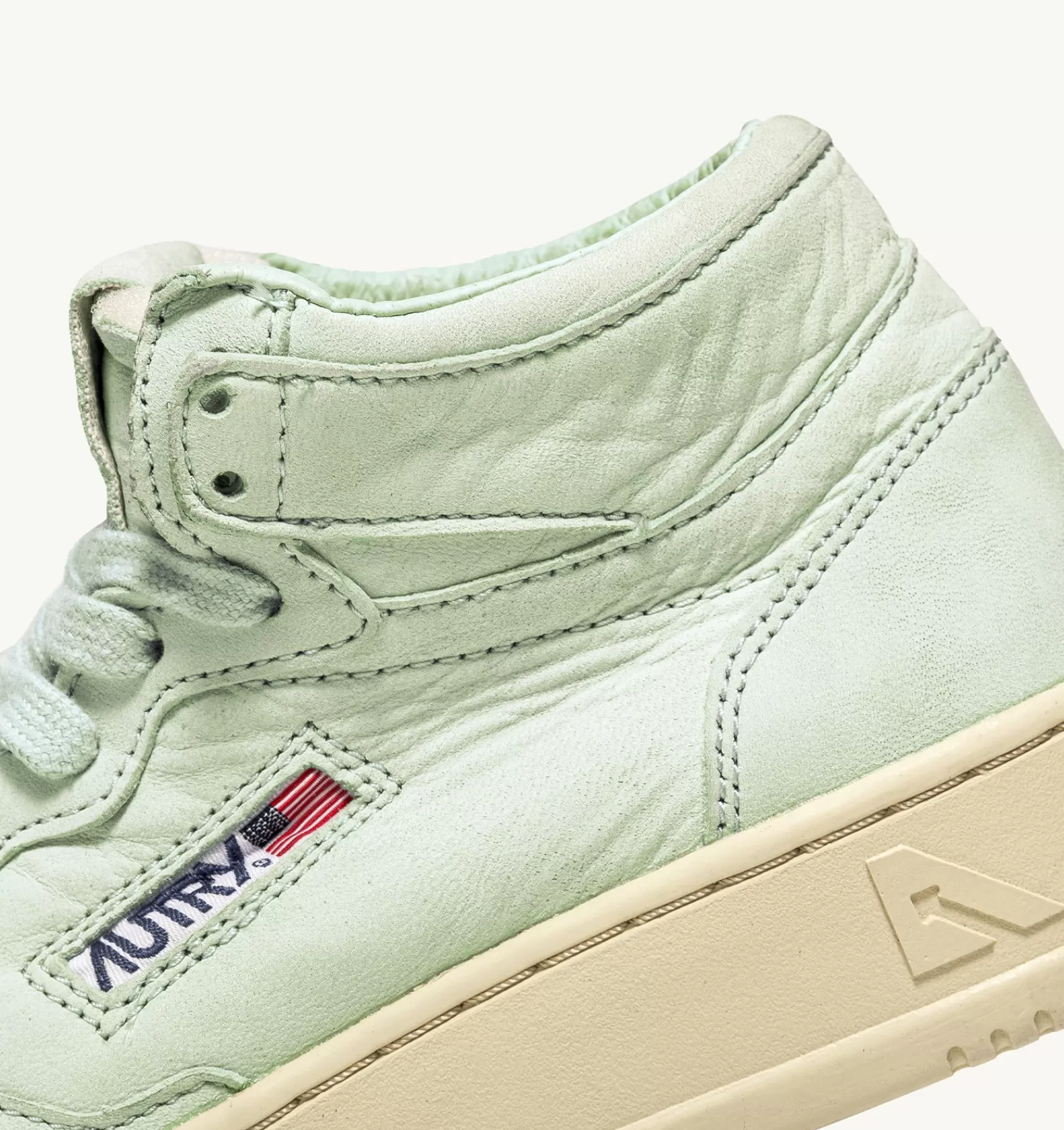 Männer AUTRY Sneakers Medalist Mid Aus Weichem Ziegenleder In Cel Green