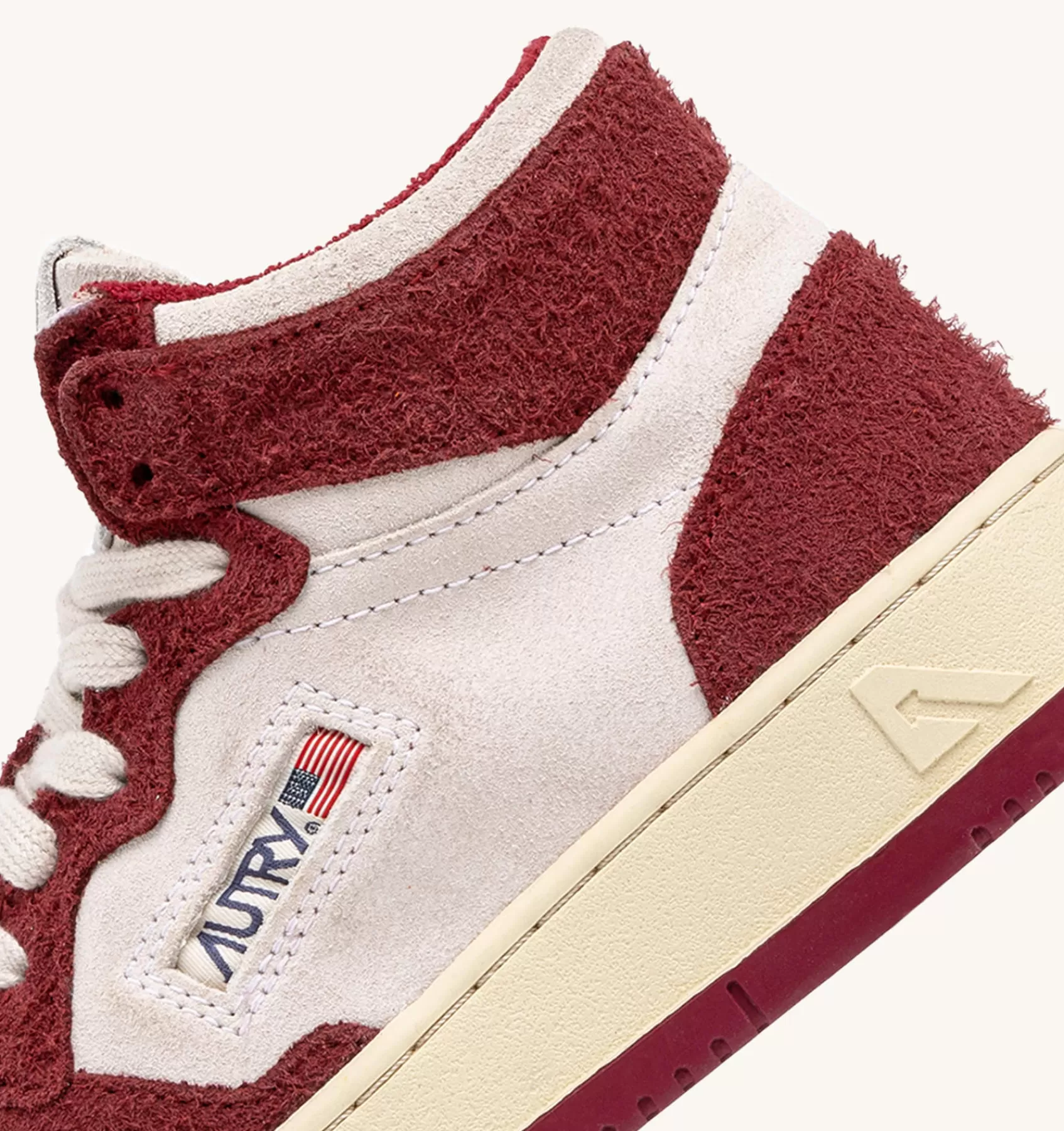 Frauen AUTRY Sneakers Medalist Mid Aus Wildleder In Weiss Und Wildleder