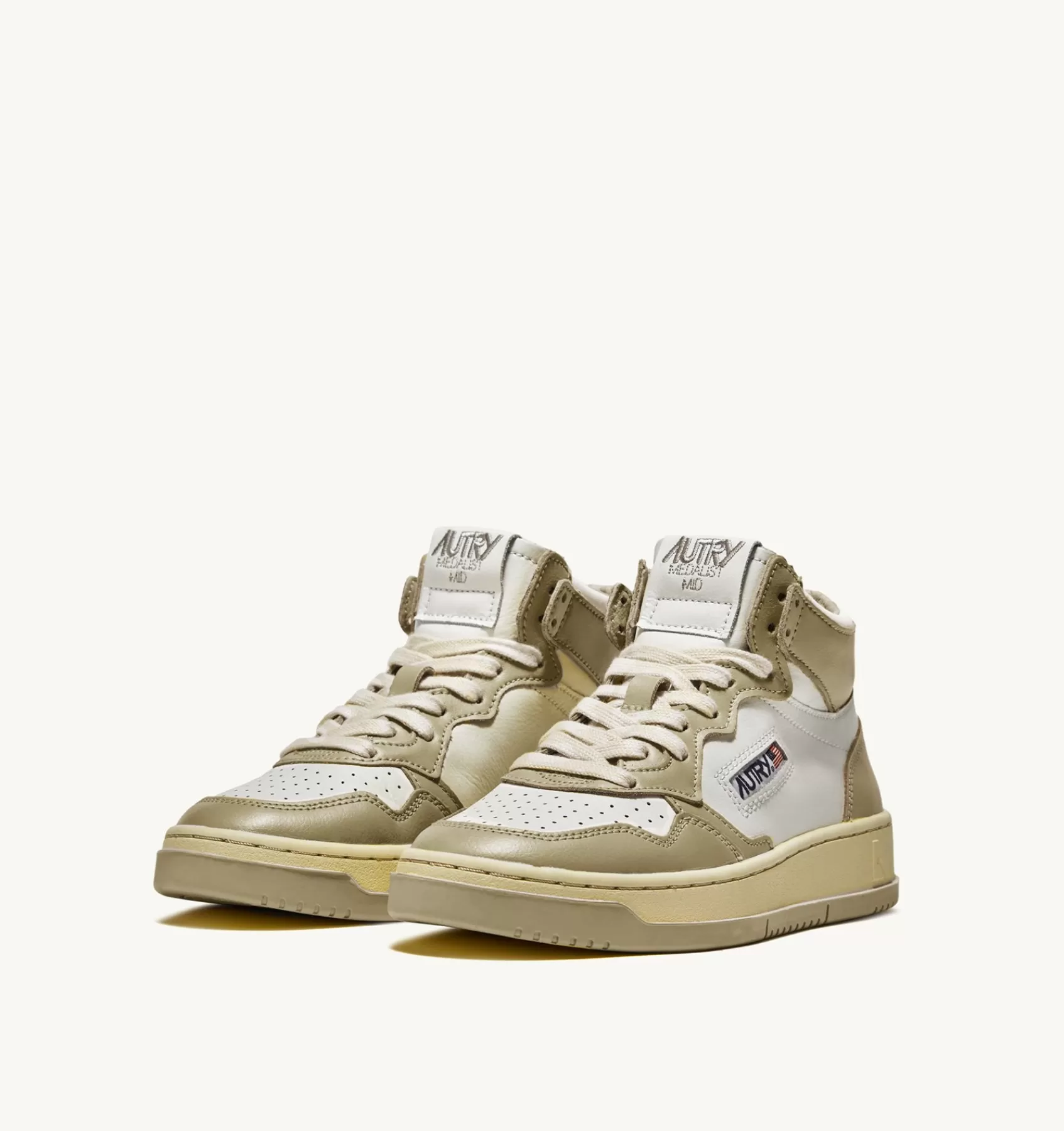 Männer AUTRY Sneakers Medalist Mid Aus Zweifarbigem Leder In Weiss Und Mud