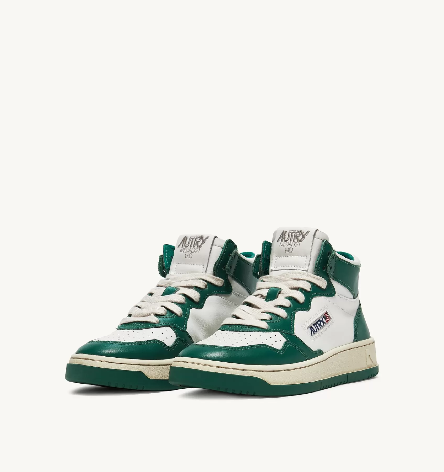 Frauen AUTRY Sneakers Medalist Mid Aus Zweifarbigem Leder Weiss Und Grun
