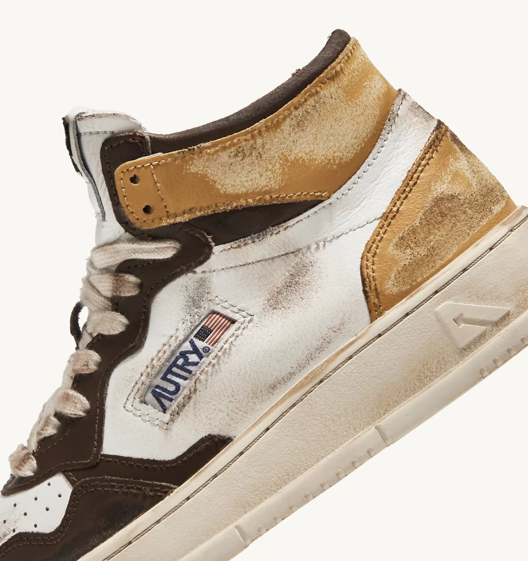 Männer AUTRY Sneakers Medalist Mid Super Vintage Aus Leder In Weiss Braun Und Honey