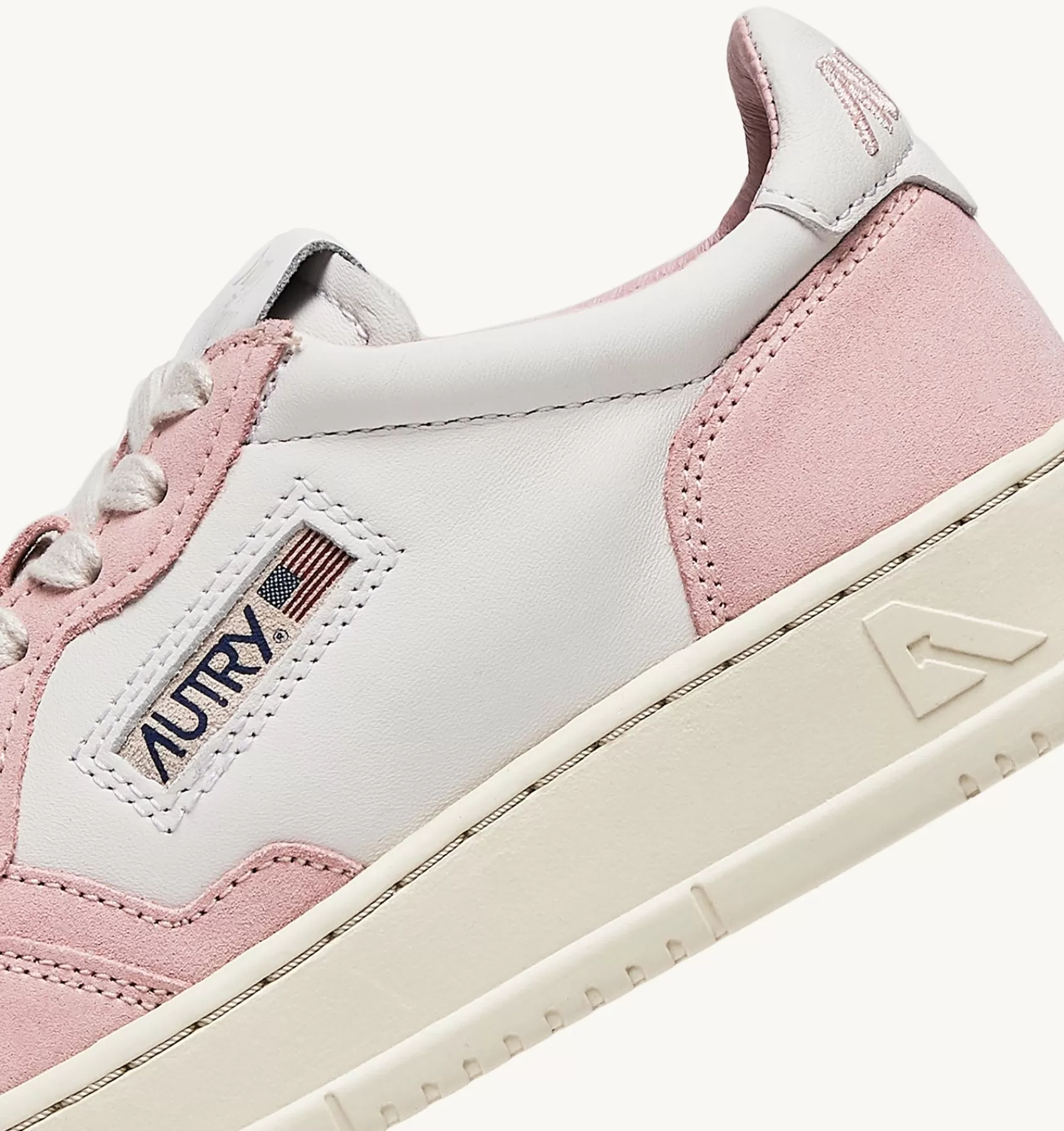 Frauen AUTRY Sneakers Open Low Aus Leder In Weiss Und Academy Pink