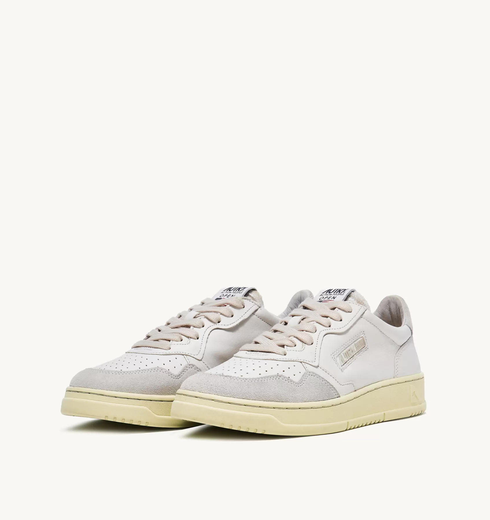 Frauen AUTRY Sneakers Open Low Aus Leder Und Wildleder In Weiss