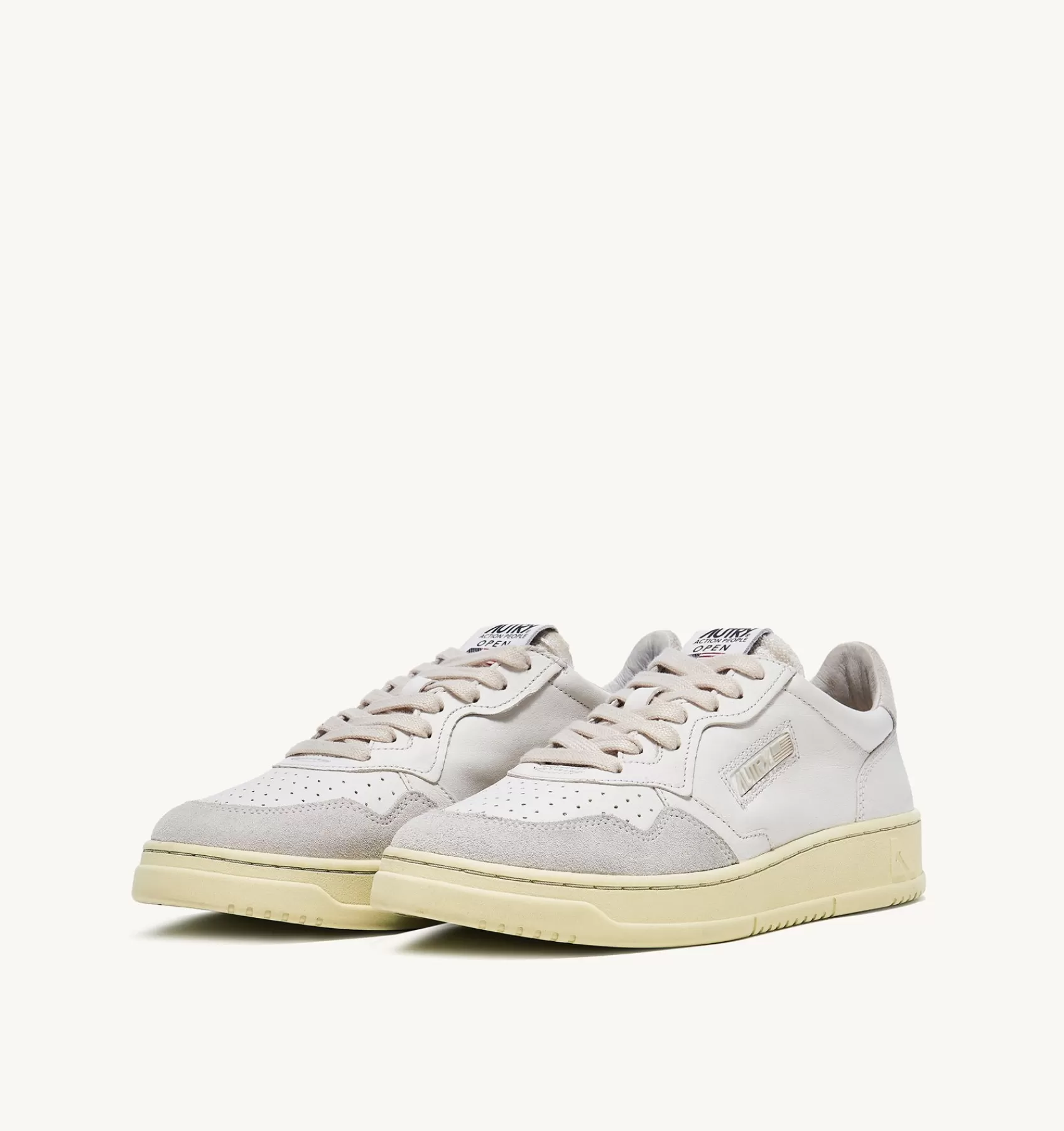 Männer AUTRY Sneakers Open Low Aus Leder Und Wildleder In Weiss