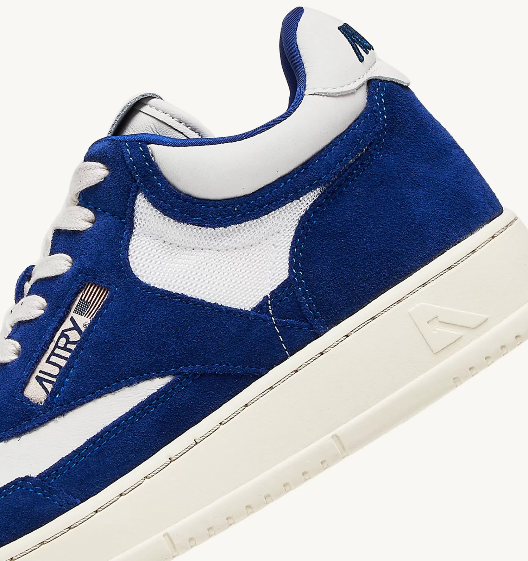 Männer AUTRY Sneakers Open Mid Aus Leder In Weiss Und Academy Blue