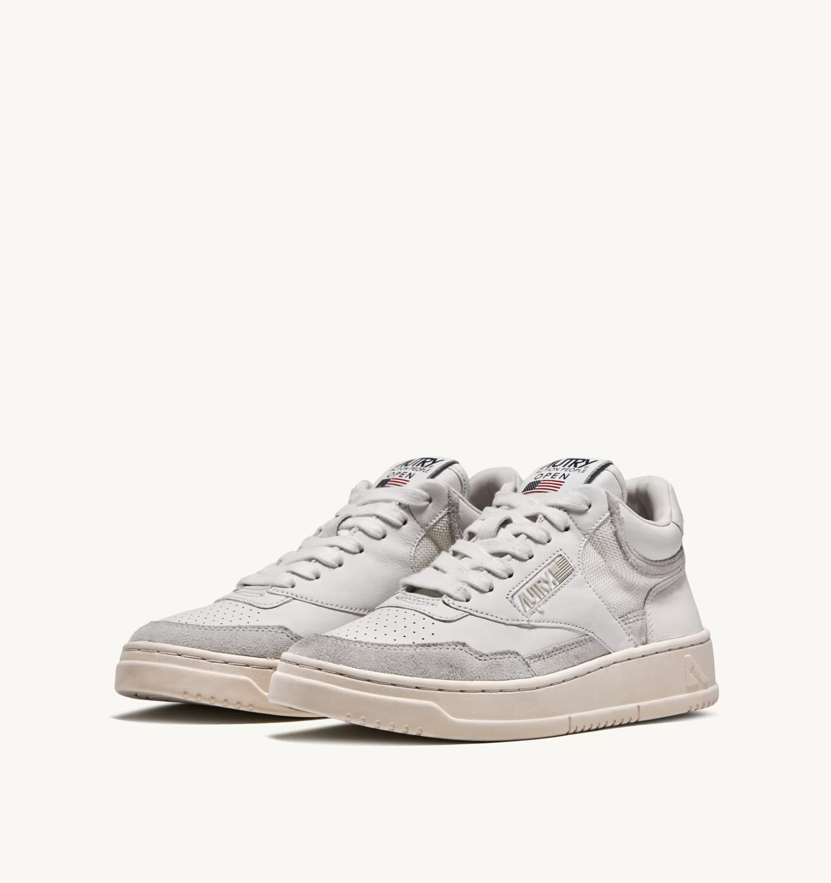 Frauen AUTRY Sneakers Open Mid Aus Leder Und Wildleder In Weiss