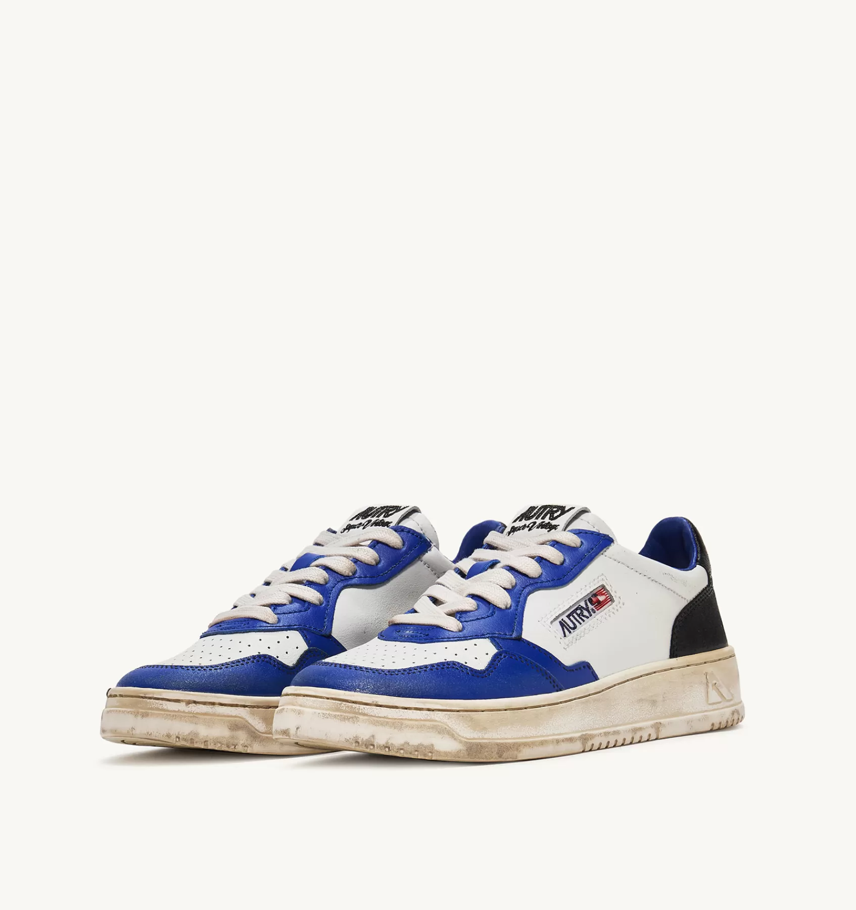 Frauen AUTRY Sneakers Super Vintage Low Aus Leder In Weiss, Blau Und Schwarz